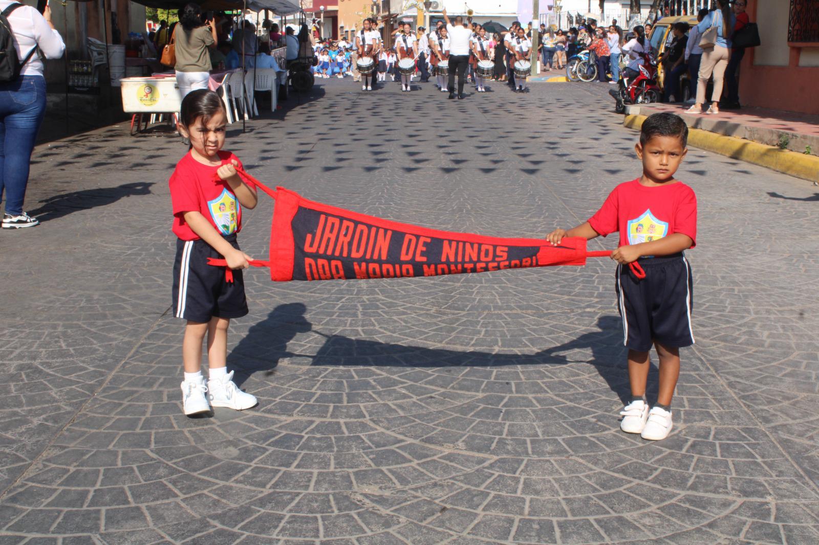 $!Niños de Preescolar de Rosario adelantan festejo revolucionario con desfile y kermés