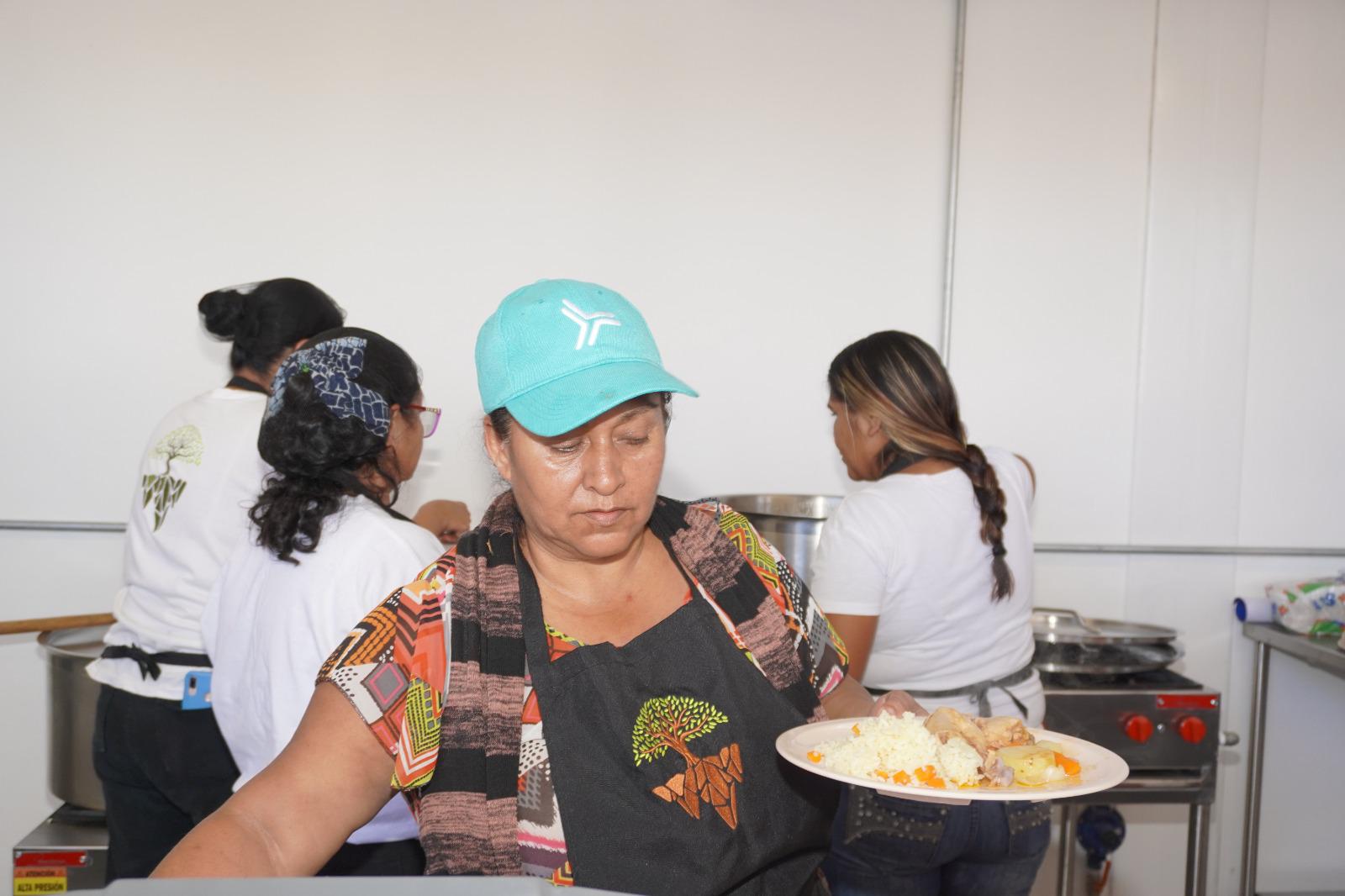 $!Alimentos nutritivos a familias vulnerables se otorgan en este espacio altruista.