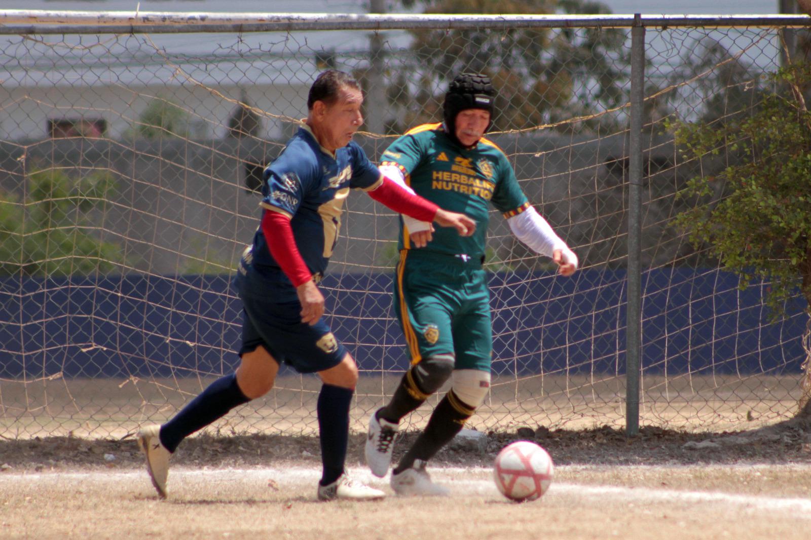 $!Muralla FC vuelve al sendero de la victoria en Liga Veteranos Platino