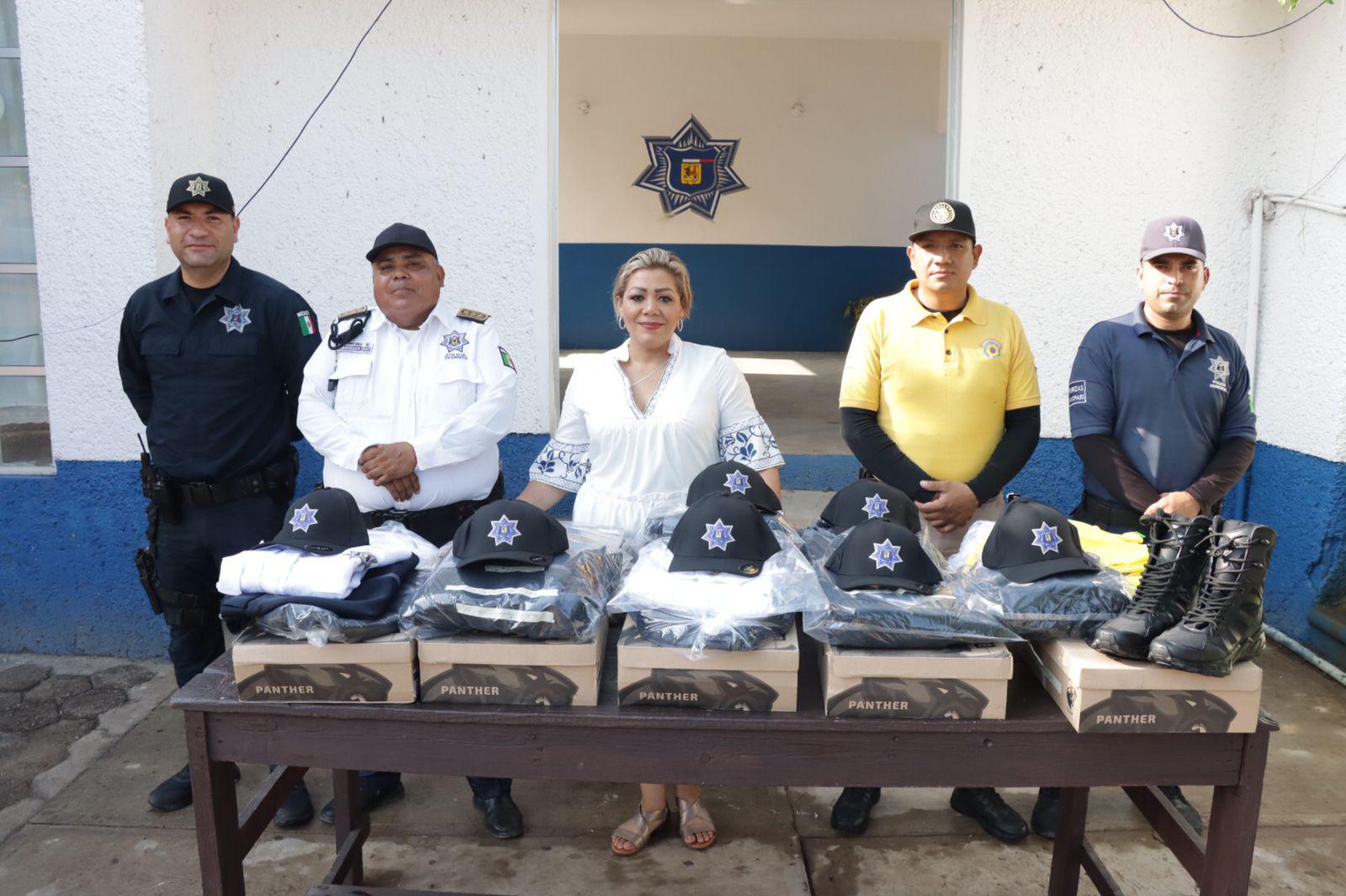 $!Entrega Gobierno Municipal nuevos uniformes para policías de Rosario