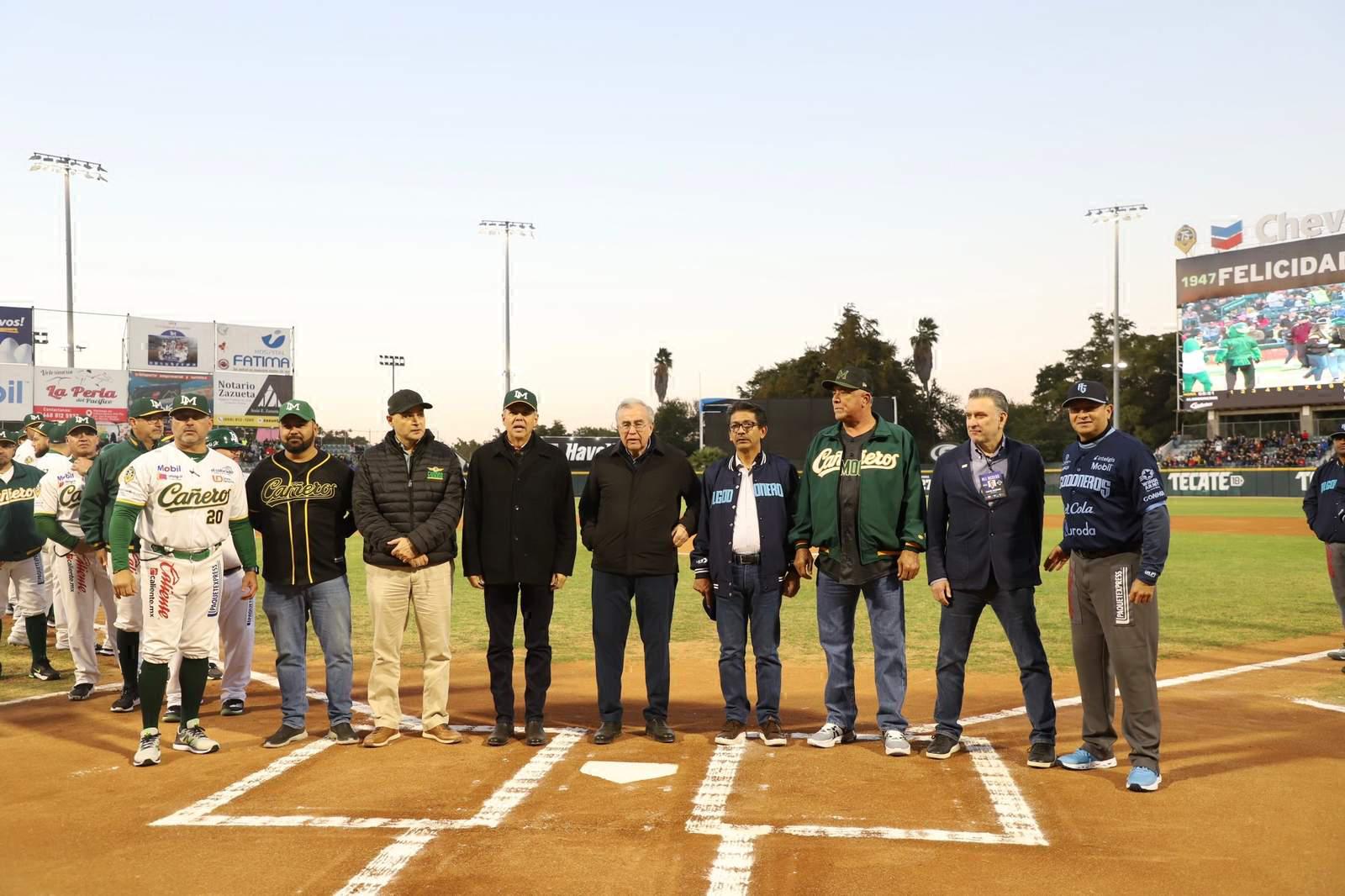 $!Sinaloa ya ganó, dice Rocha Moya al inaugurar la final de beisbol de la LMP