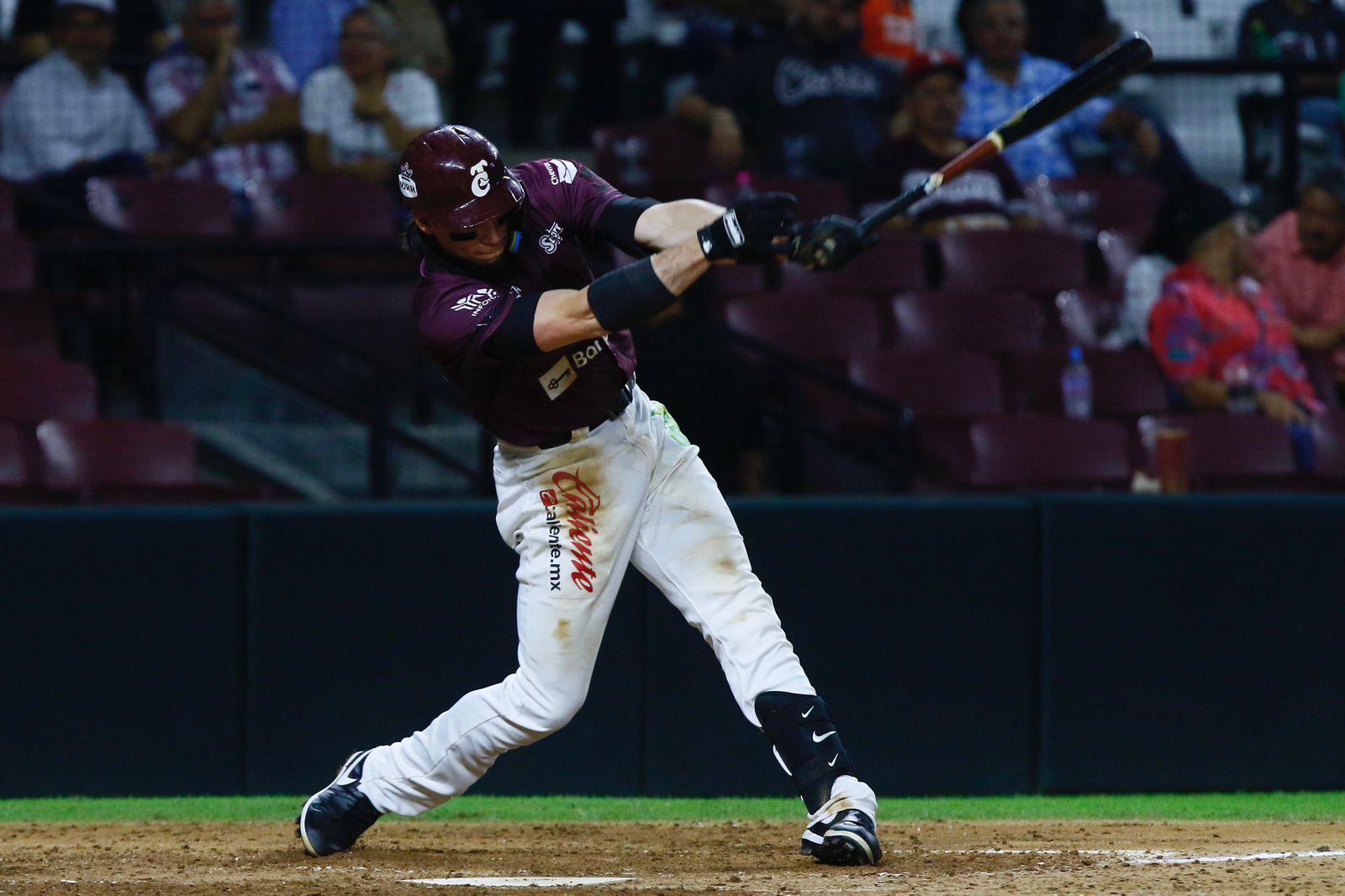 $!Águilas de Mexicali supera a domicilio a Tomateros de Culiacán