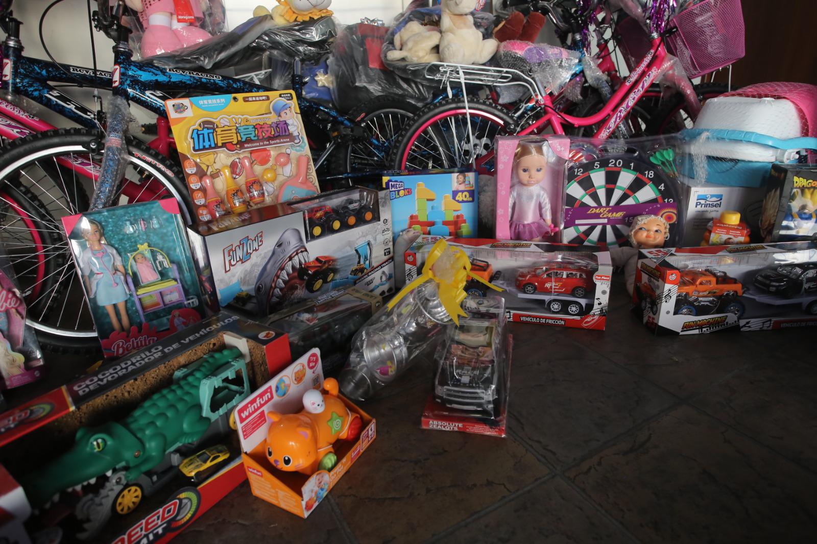 $!Los Reyes Magos siguen recolectando juguetes para cumplir los sueños de los niños de Mazatlán