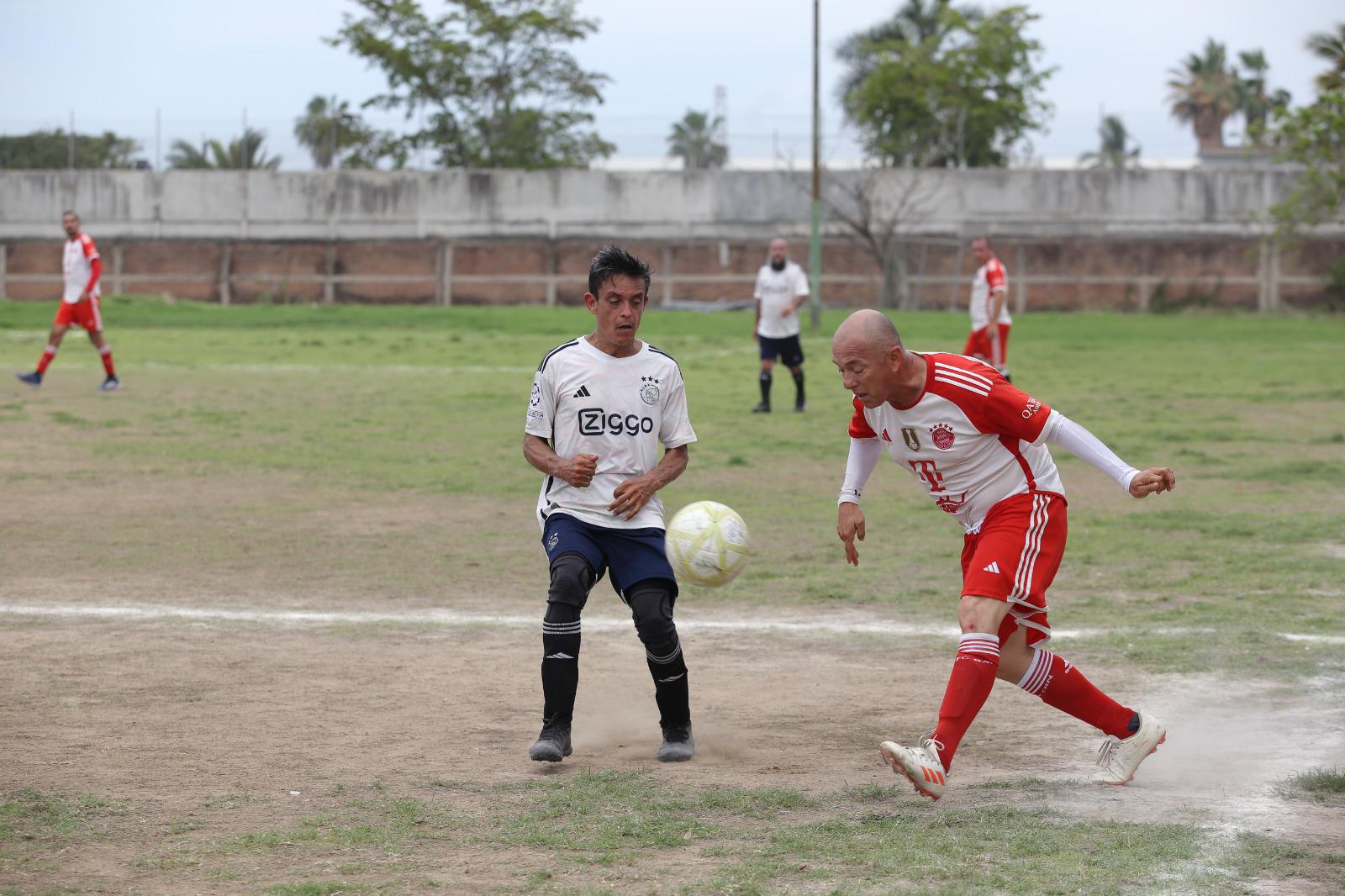 $!Saldrán por título en Liga de Futbol Golden Máster