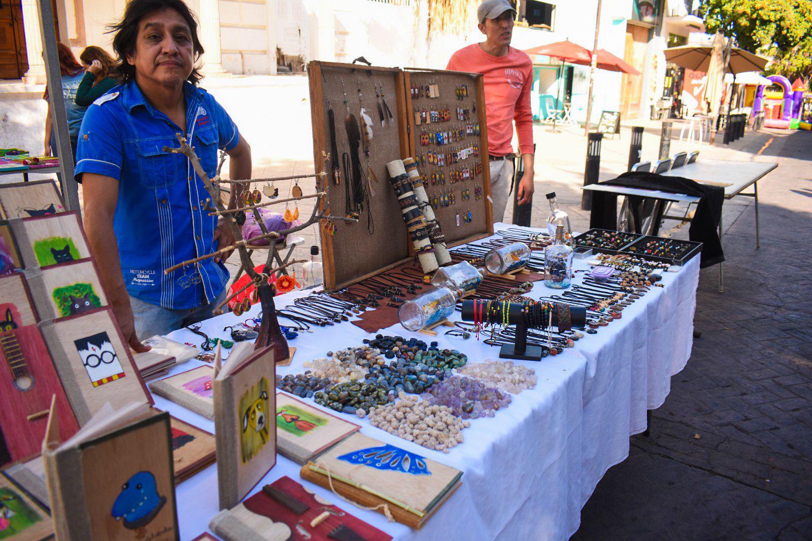 $!Reactivan el Paseo del Ángel en Culiacán con feria vespertina