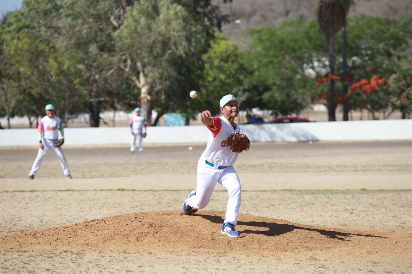 $!Parten a Chihuahua y Culiacán los títulos de campeones del Torneo de Beisbol Samay’s