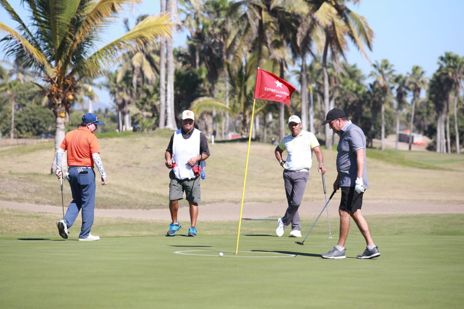 $!Bertín Ángeles es la figura del Torneo de Golf de Beneficencia de Estrella del Mar