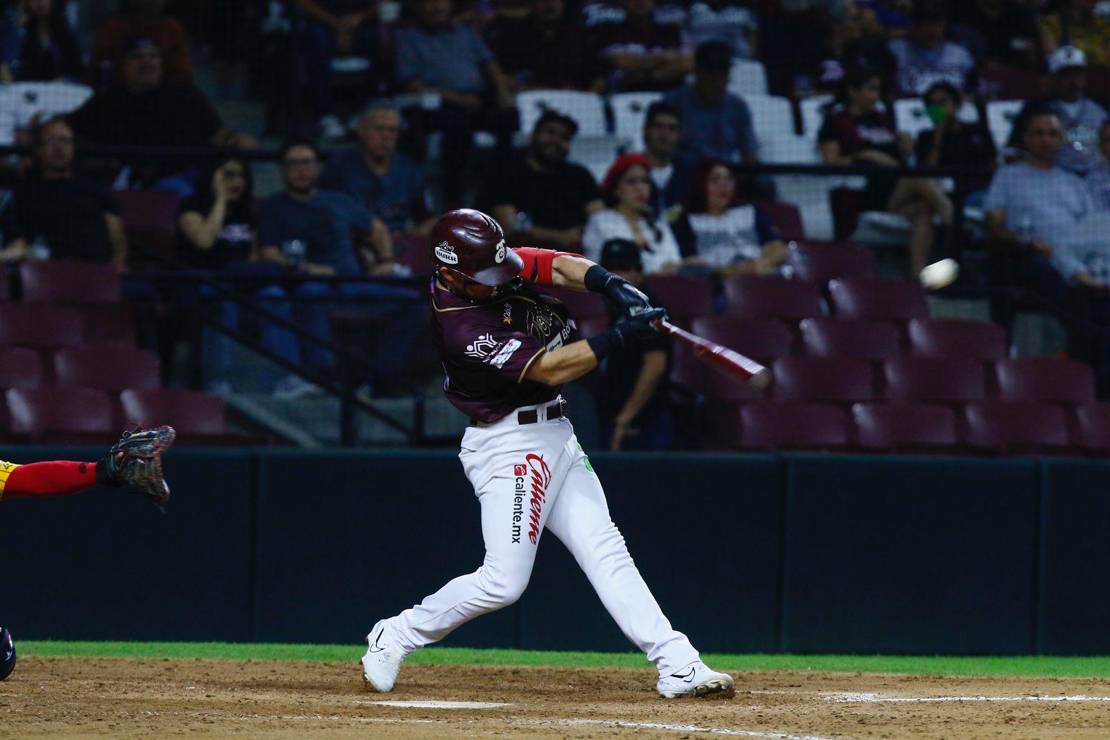 $!Peter O’Brien da victoria a Tomateros de Culiacán sobre Mayos de Navojoa