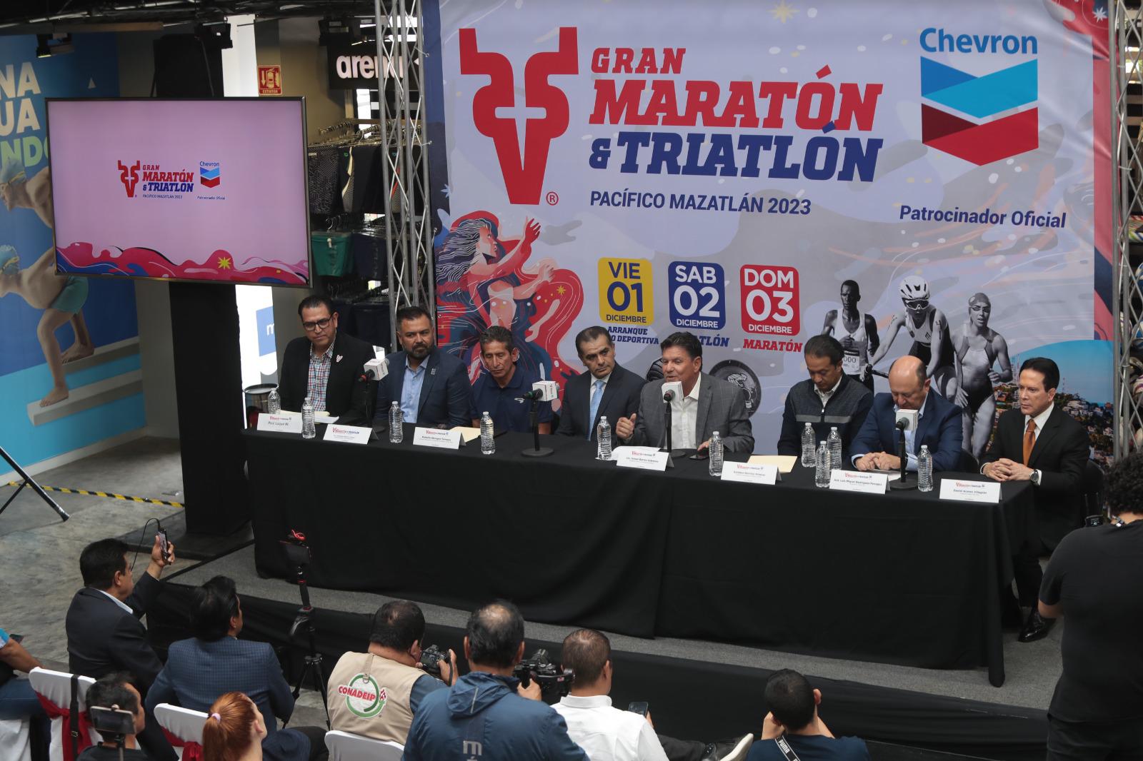 $!Presentan Gran Maratón y Gran Triatlón Pacífico en CDMX