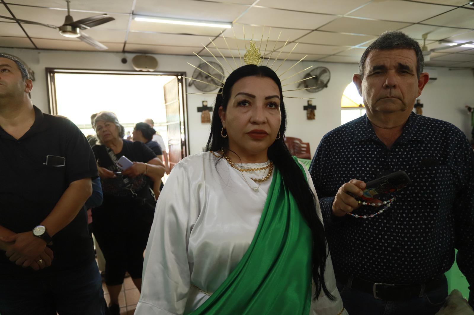 $!Sinaloenses agradecen a San Judas Tadeo por milagros concedidos