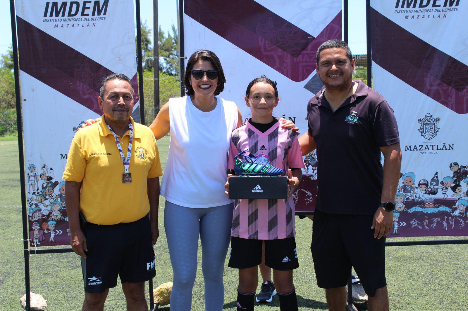 $!Rugido triunfal en la final de la Liga Juvenil de Futbol Femenil