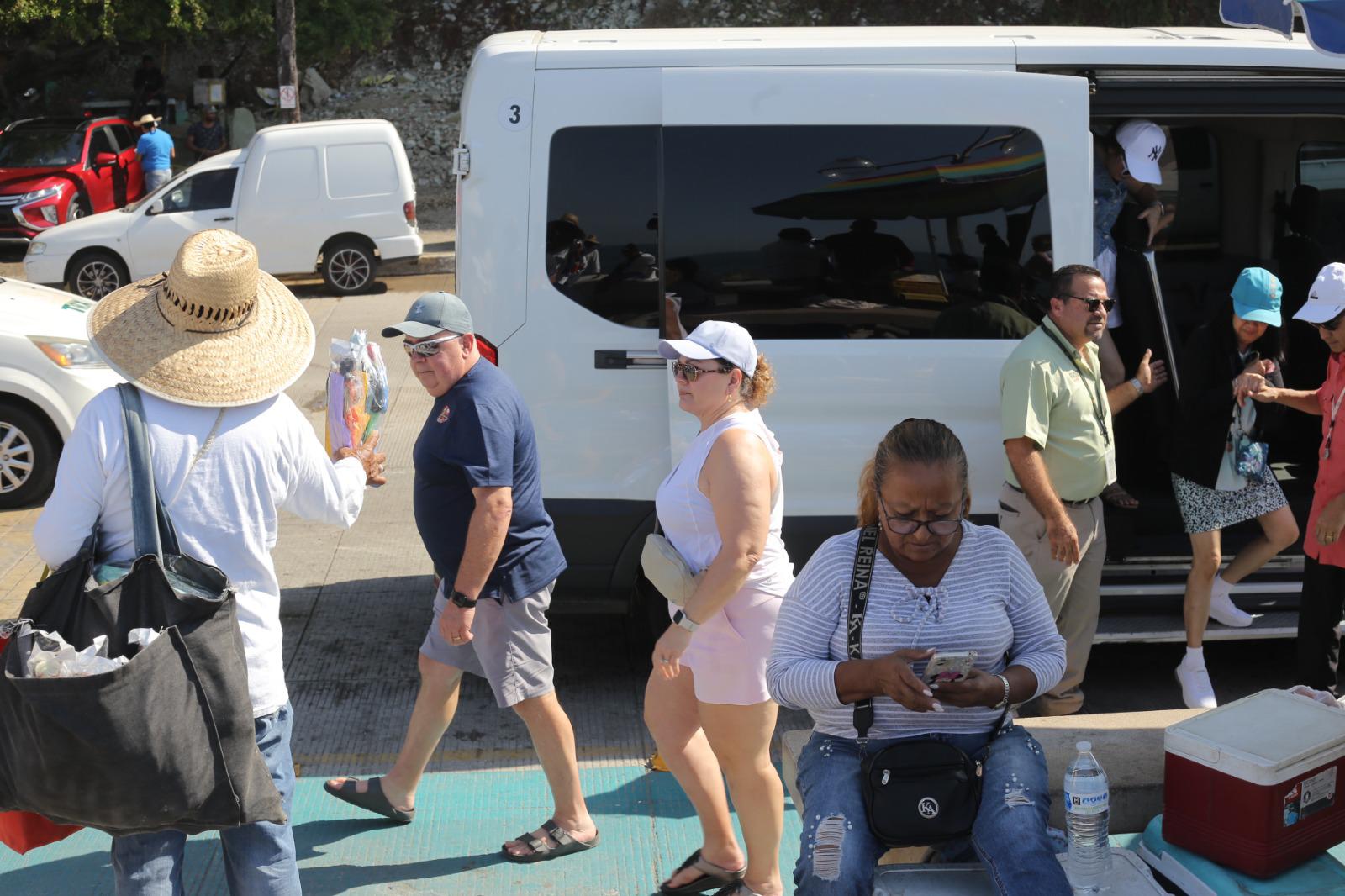 $!Operadores turísticos de Mazatlán prevén que impuesto a cruceros afectará la economía local