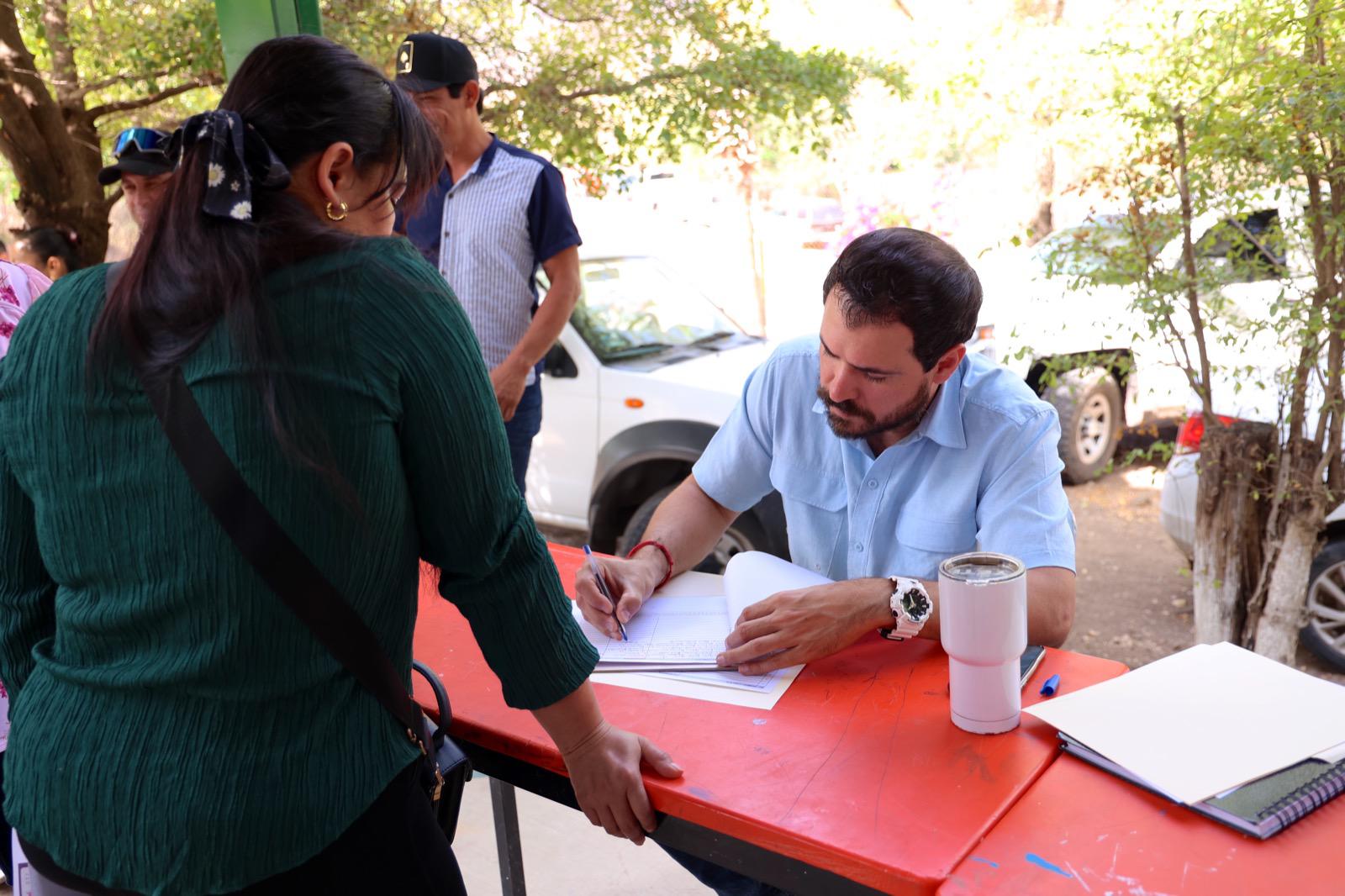 $!Regresan a Tepuche desplazados, después de etapa violenta de 2020