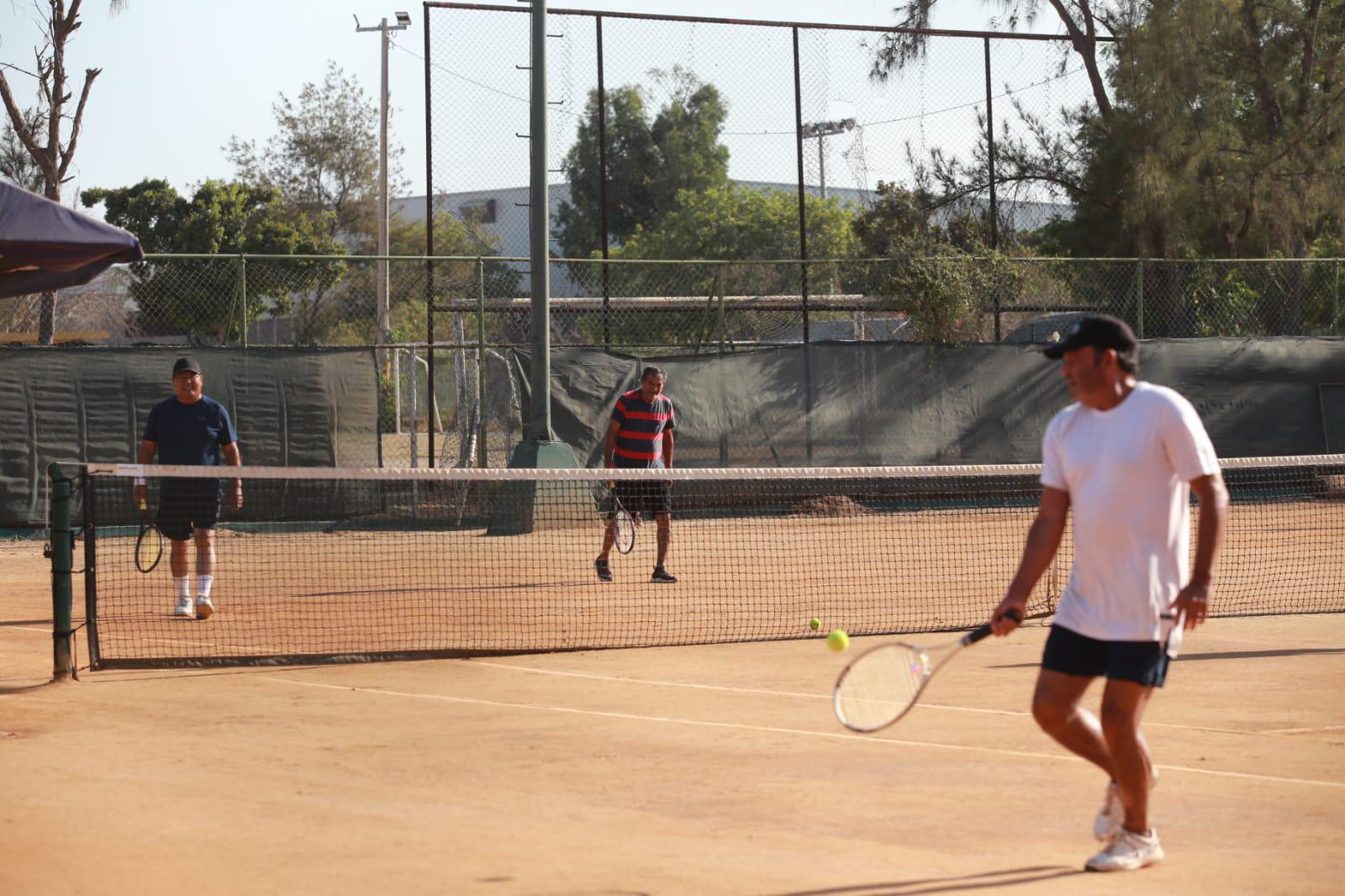 $!Marcan diferencia Lizárraga y Ríos en Torneo del Día del Padre