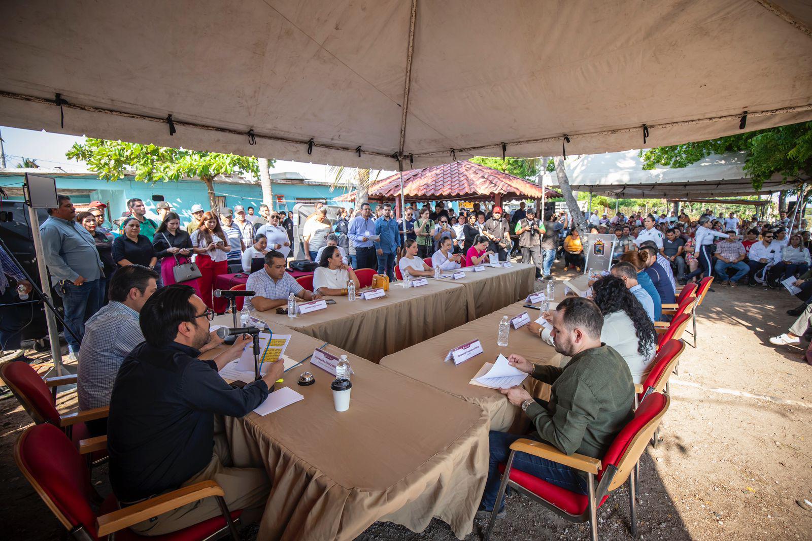 $!Realizan peticiones ciudadanos de La Cospita en Cabildo Abierto, en Culiacán