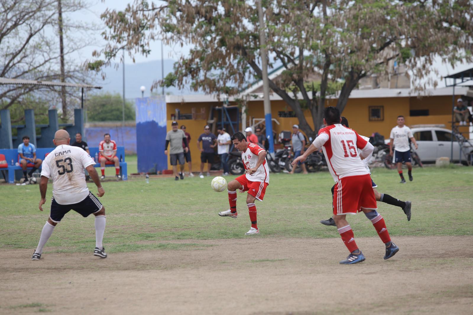 $!Saldrán por título en Liga de Futbol Golden Máster