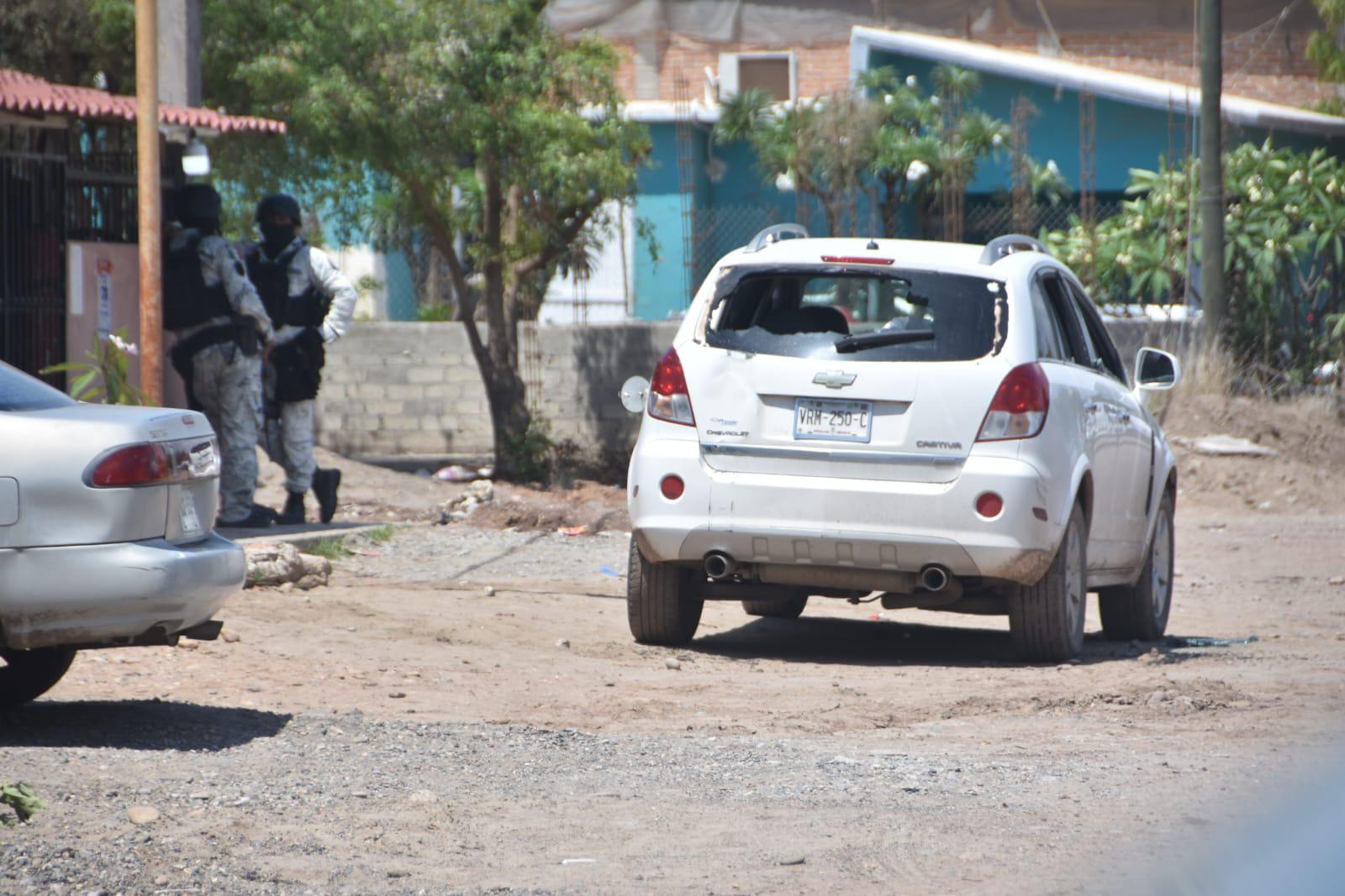 $!Suman 9 horas de operativo en Sánchez Celis, Eldorado; hay niños desaparecidos y personas sin vida