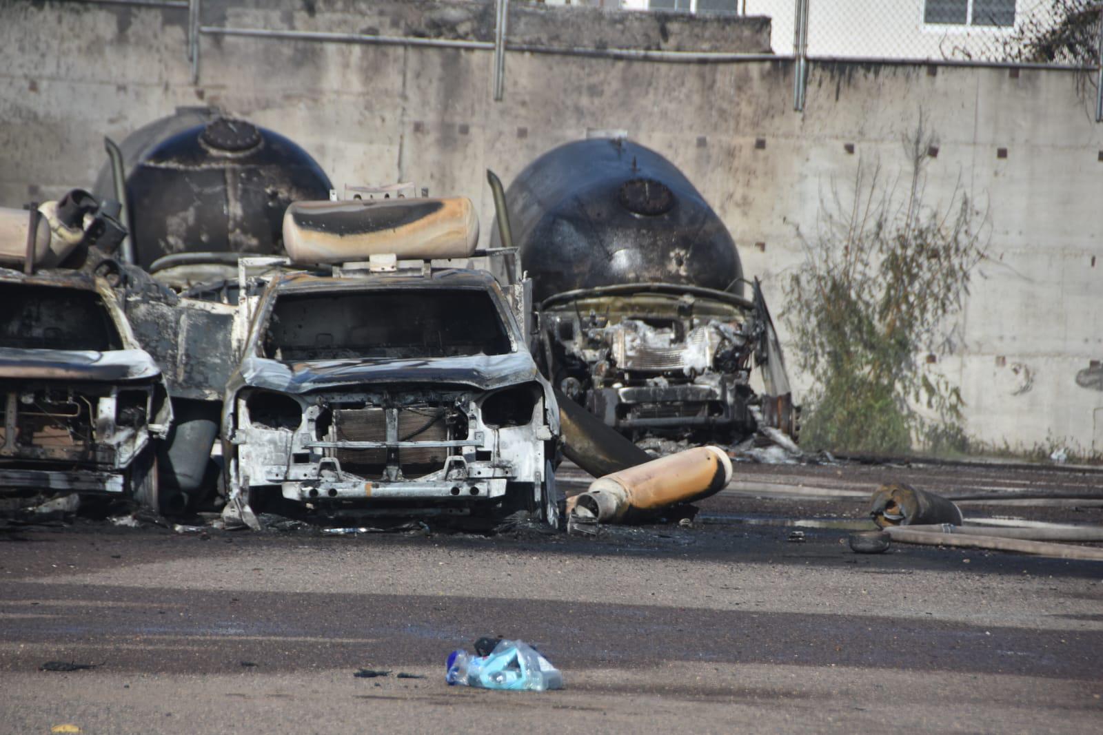 $!Incendio en planta de gas ya fue controlado y no hay heridos: PC Culiacán