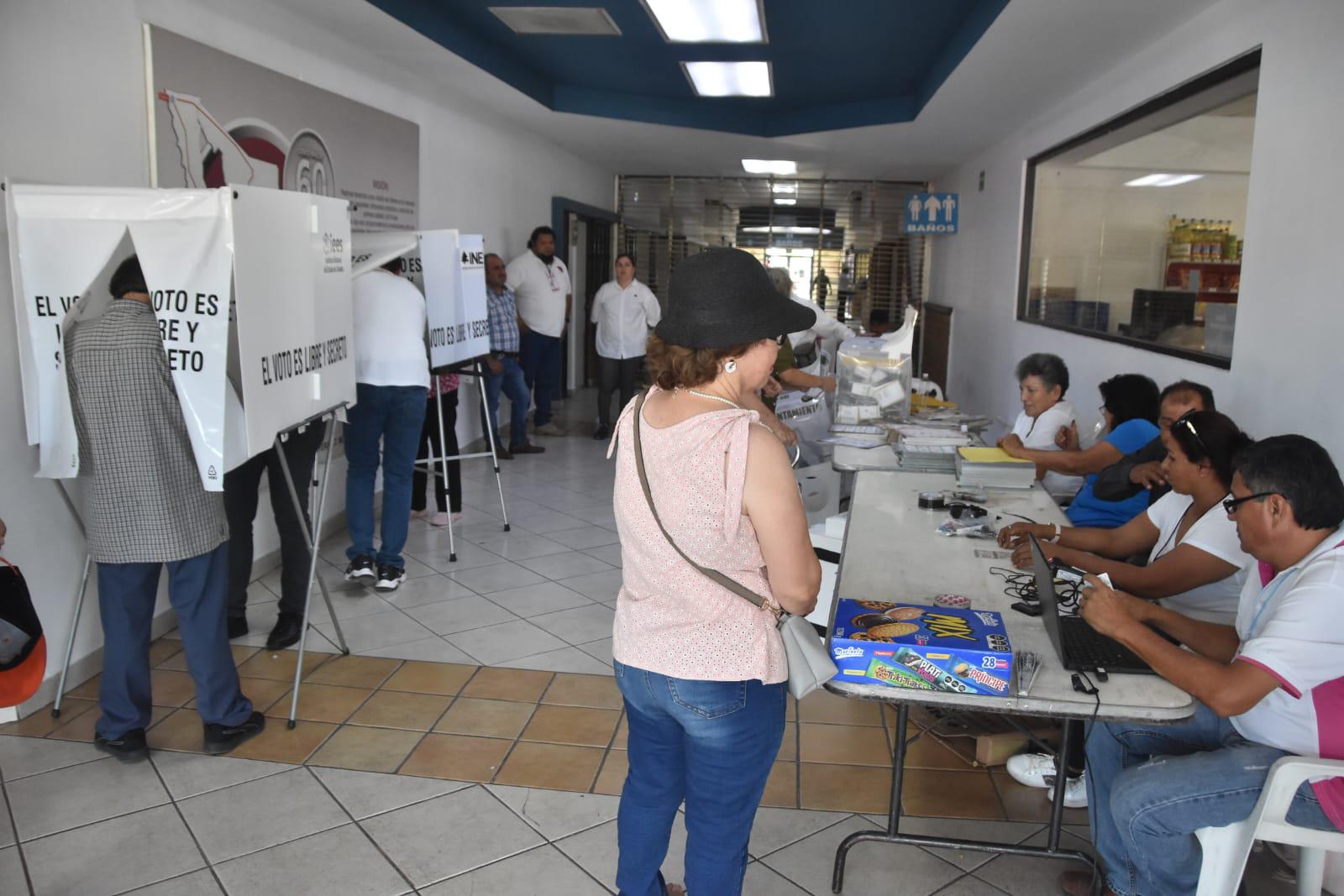 $!Reportan participación activa y fluida en casillas especiales de Los Mochis