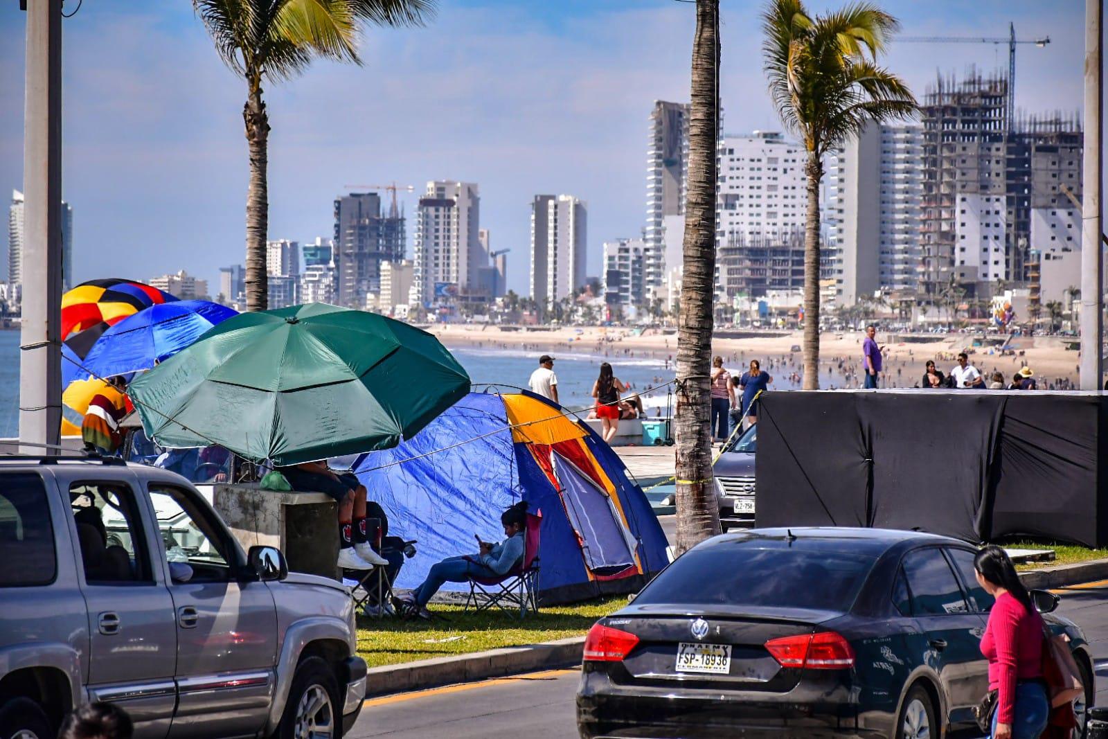 $!Tiene Mazatlán lleno total de turistas por Carnaval