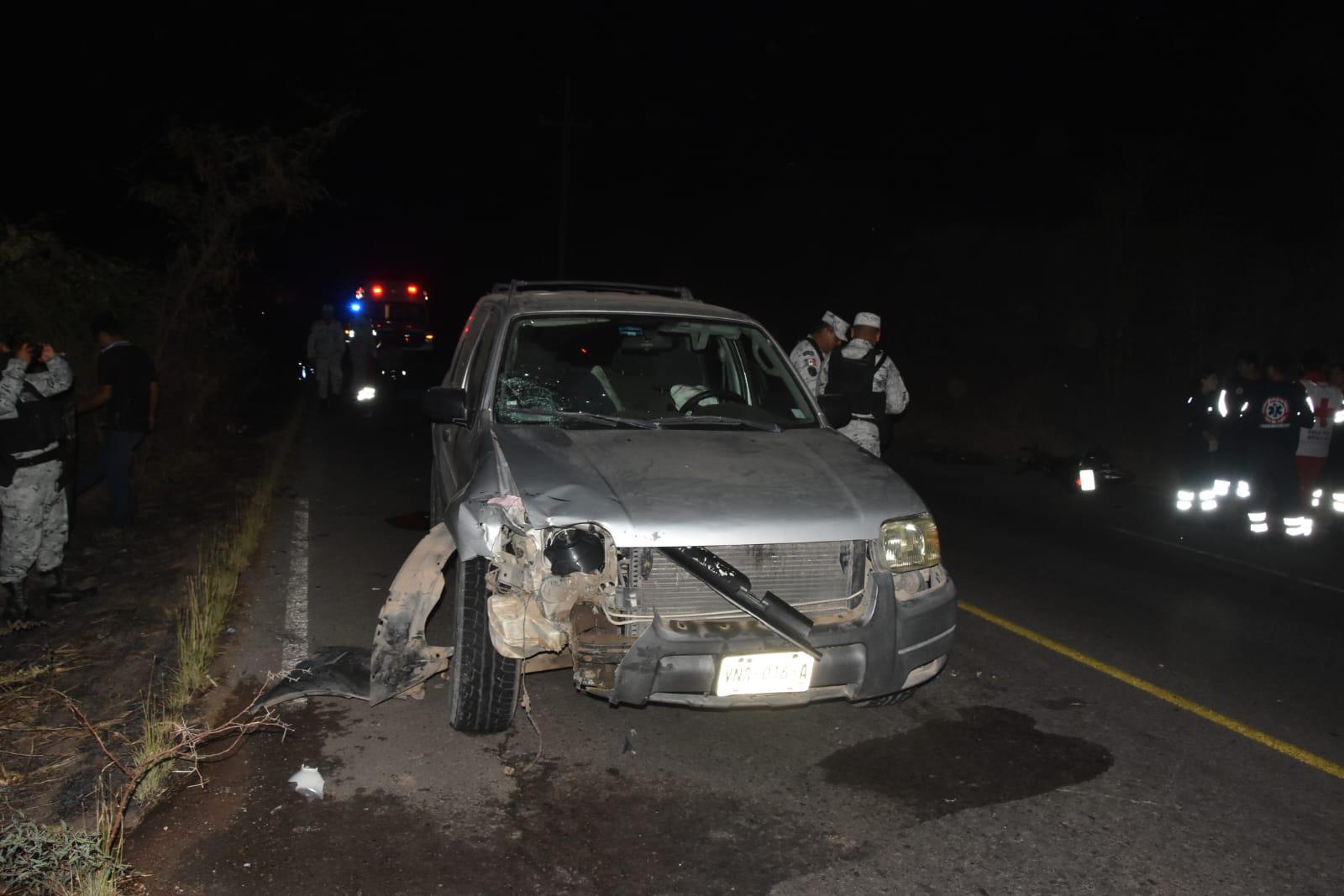 $!Muere motociclista tras ser arrollado por vehículo en carretera a El Sauz, en Culiacán