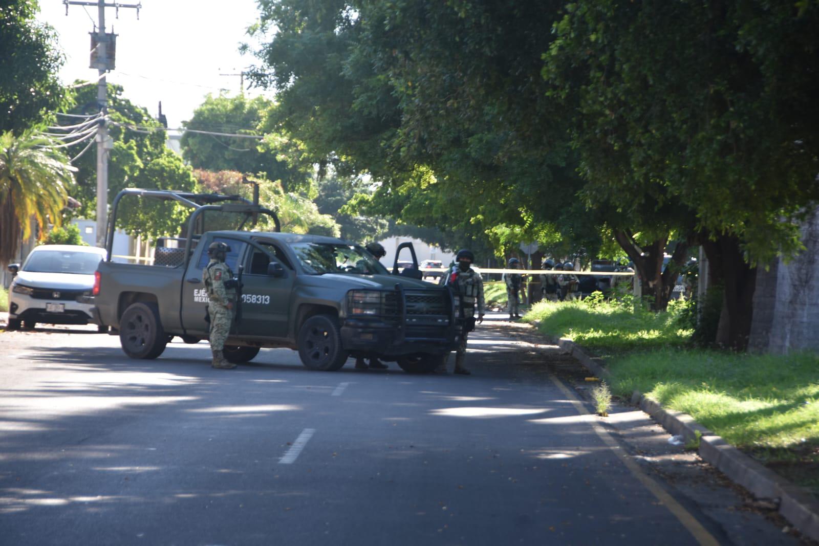 $!Atacan a balazos a militares en La Campiña y hay un muerto; se informa que hay detenidos