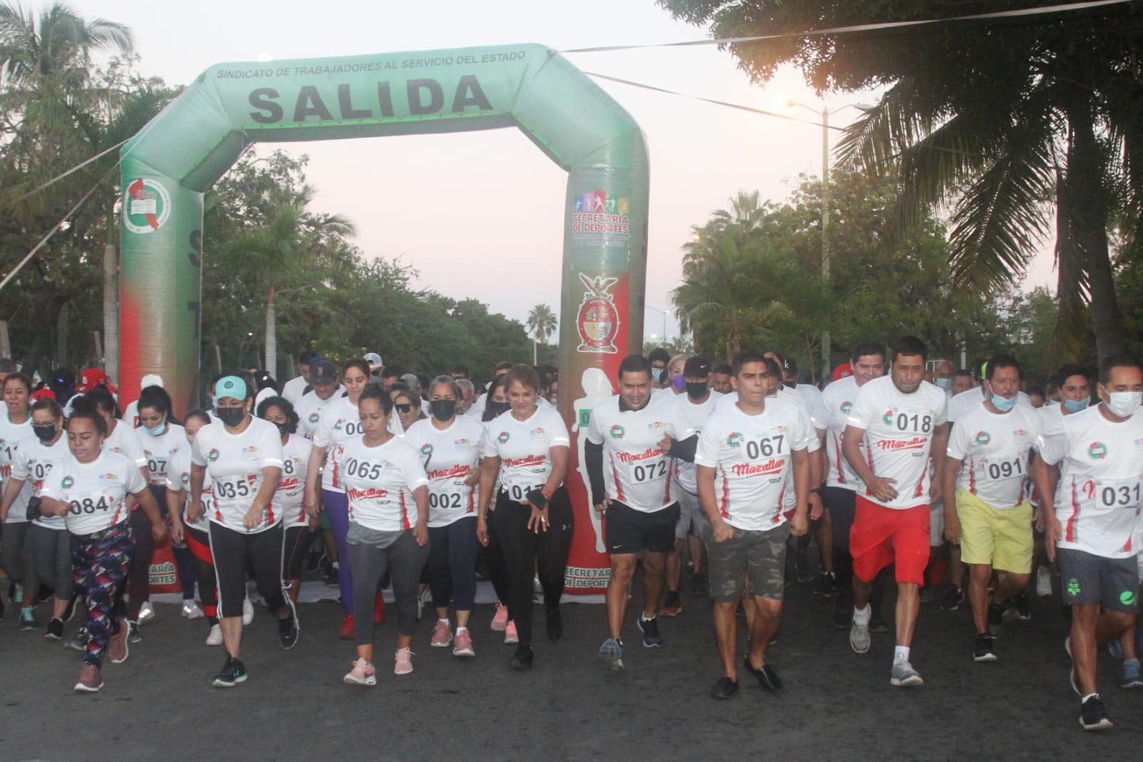 $!Celebran el Día del Servidor Público con Caminata 5K