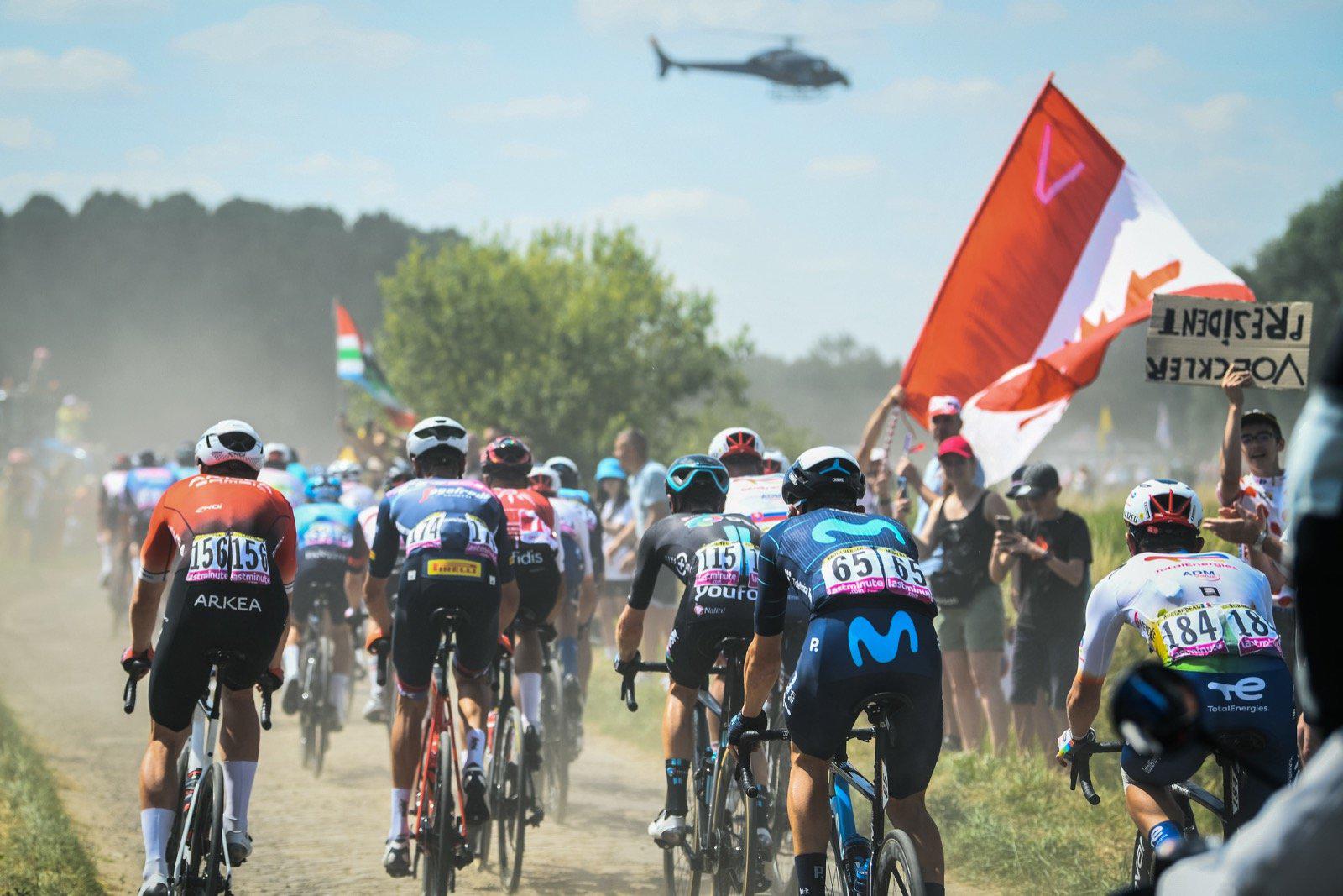 $!Simon Clarke gana la etapa de los pavés y Van Aert mantiene el liderato en el Tour de Francia