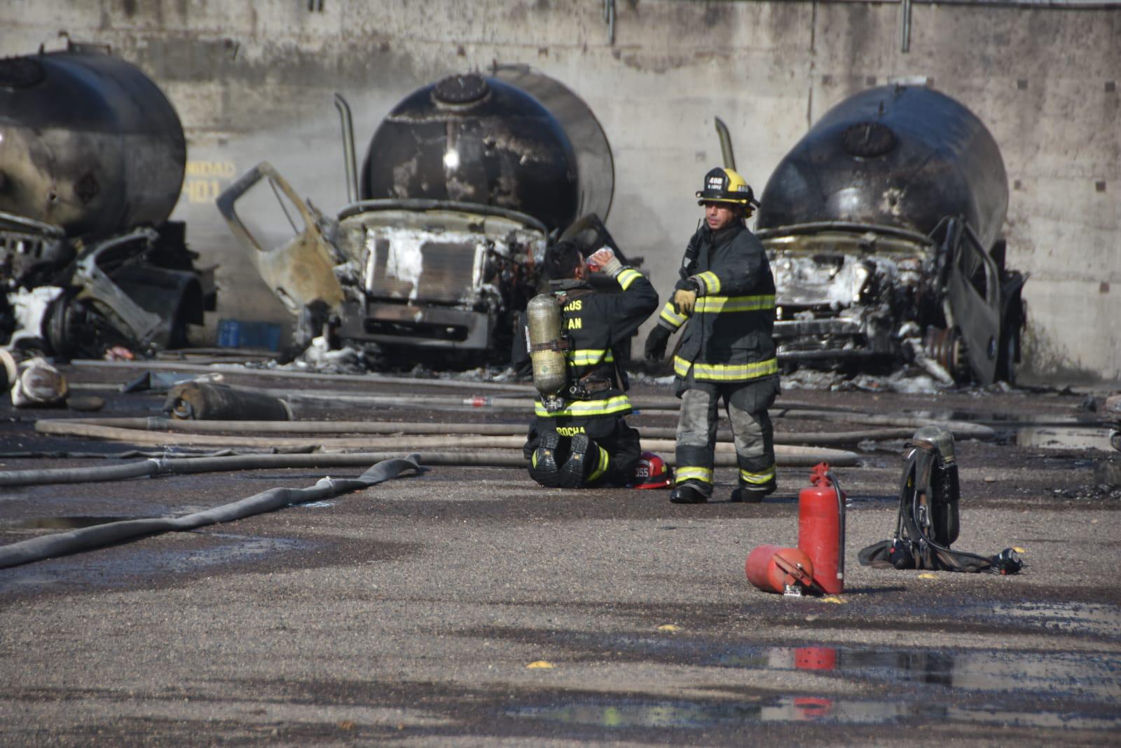 $!Incendio en planta de gas ya fue controlado y no hay heridos: PC Culiacán