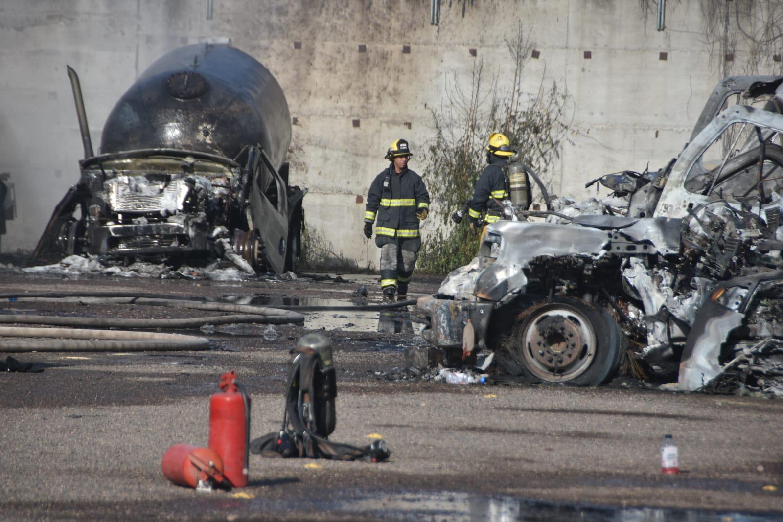 $!Incendio en planta de gas ya fue controlado y no hay heridos: PC Culiacán