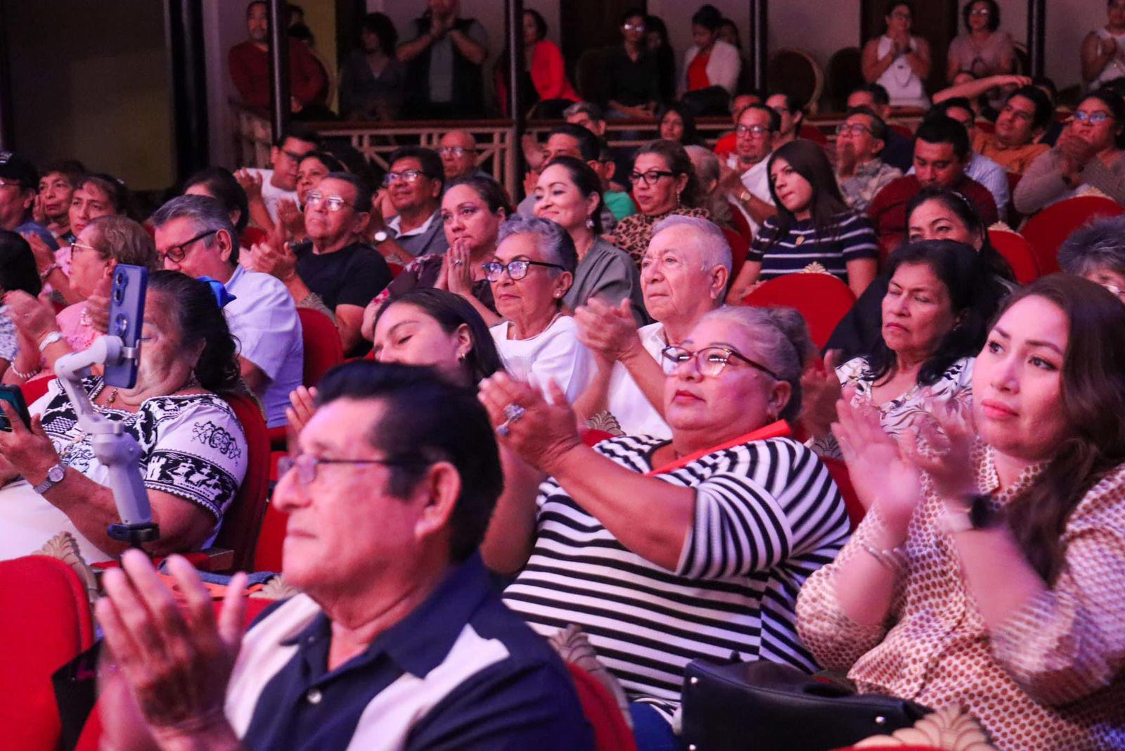 $!El público se deleitó con el concierto.