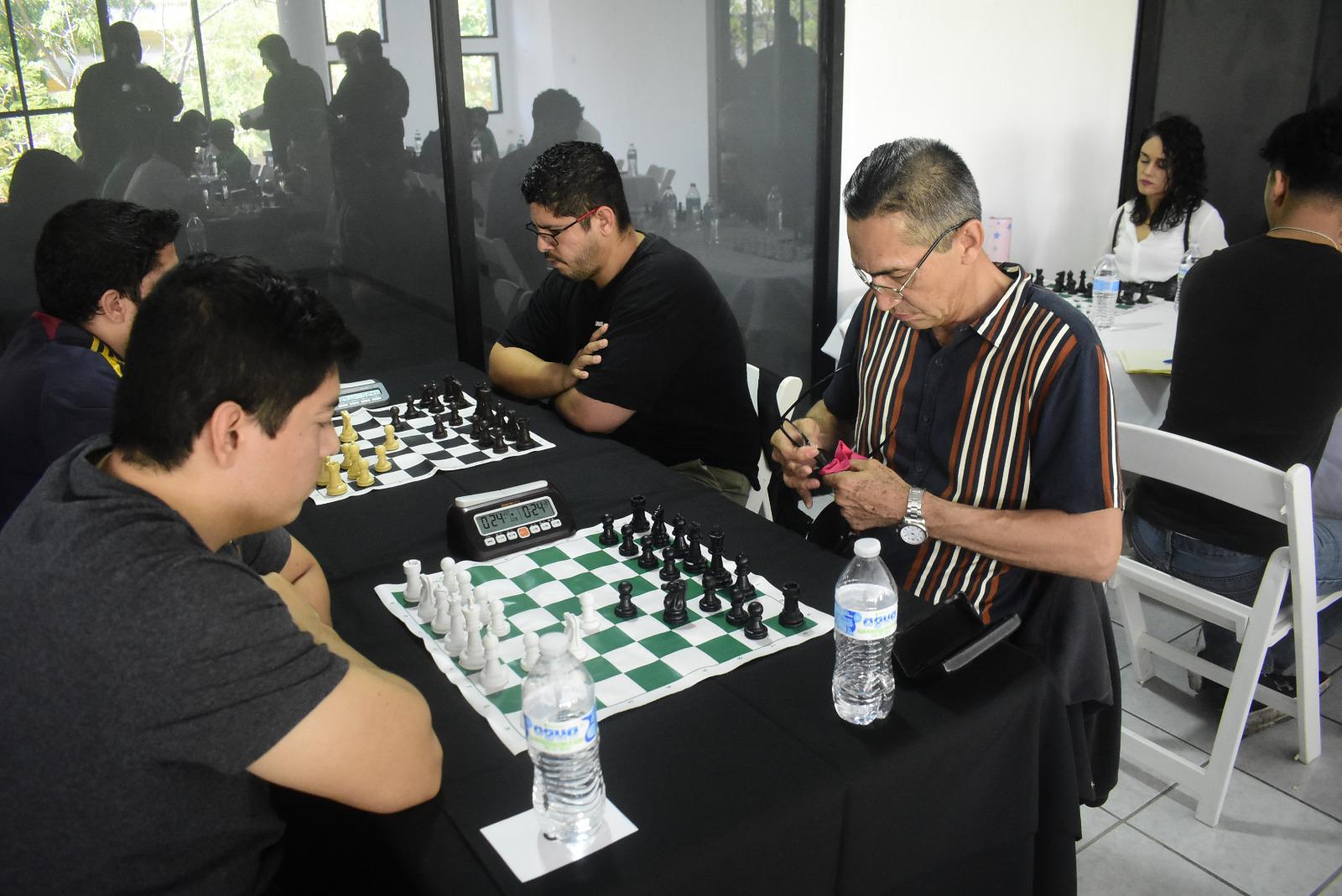 $!A pleno ritmo arranca Torneo de Ajedrez Edición Blanco y Negro 2024