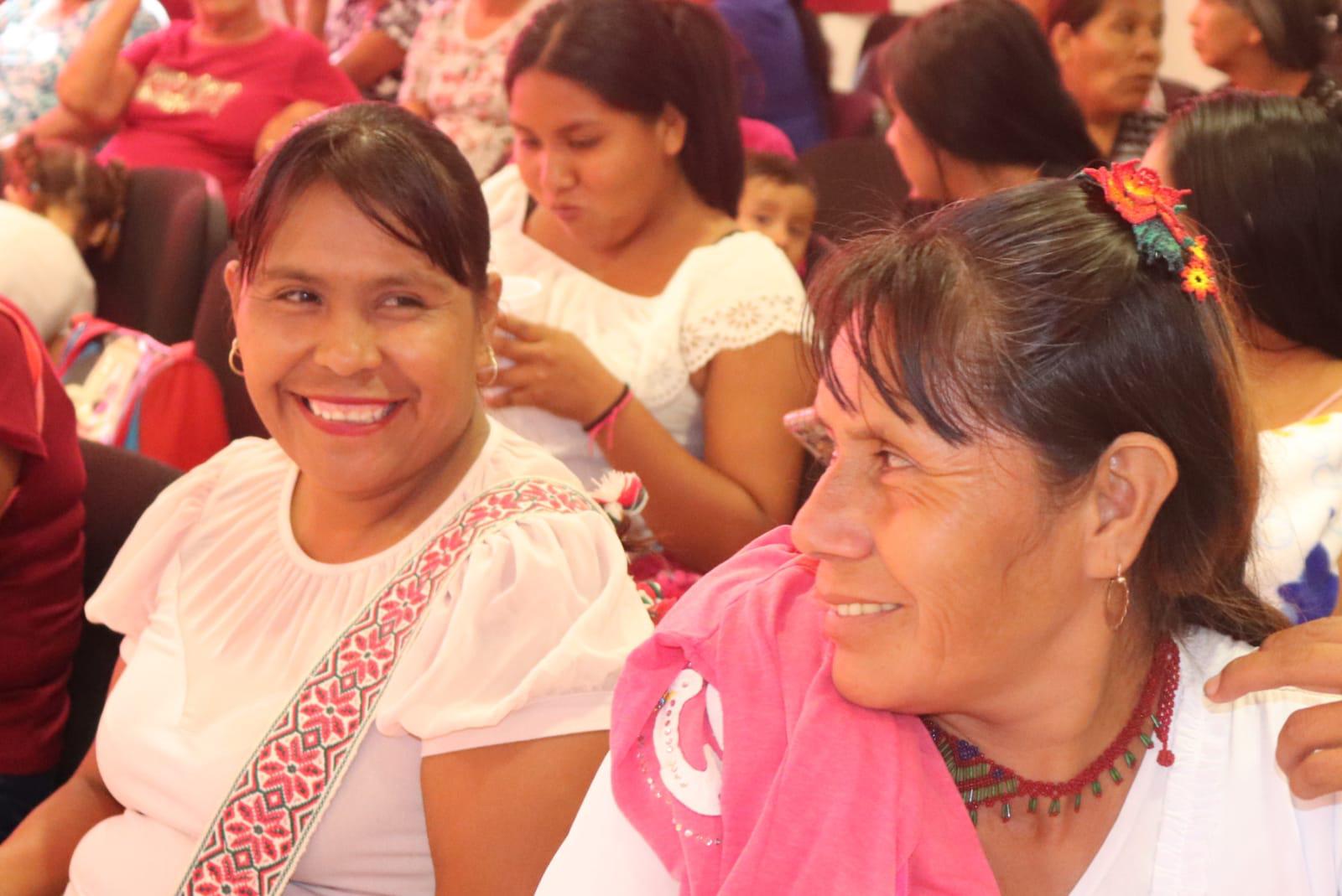 $!Dialogan con mujeres indígenas sobre la erradicación de la violencia de género en Escuinapa