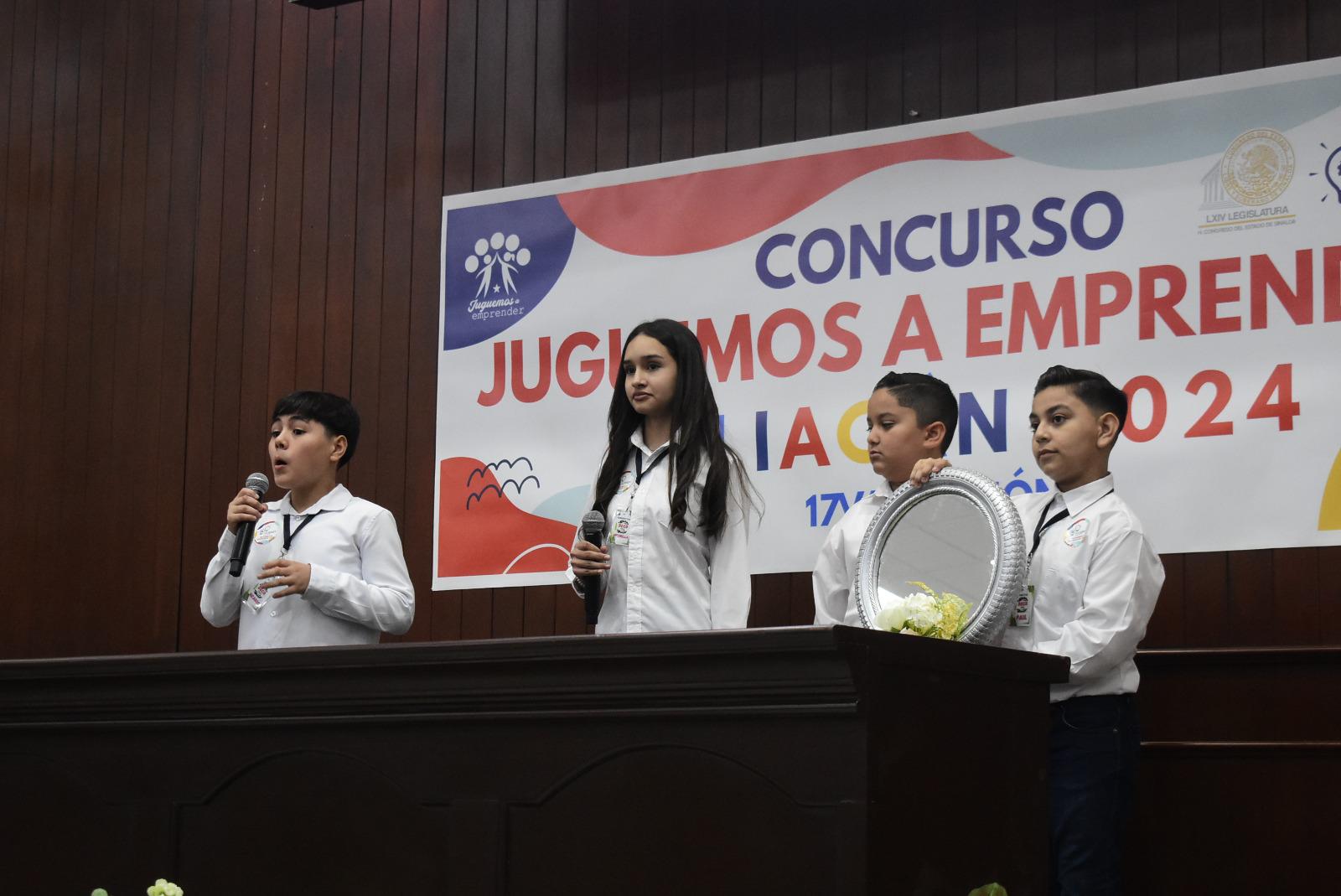 $!Estudiantes de primaria en Culiacán se visten de emprendedores