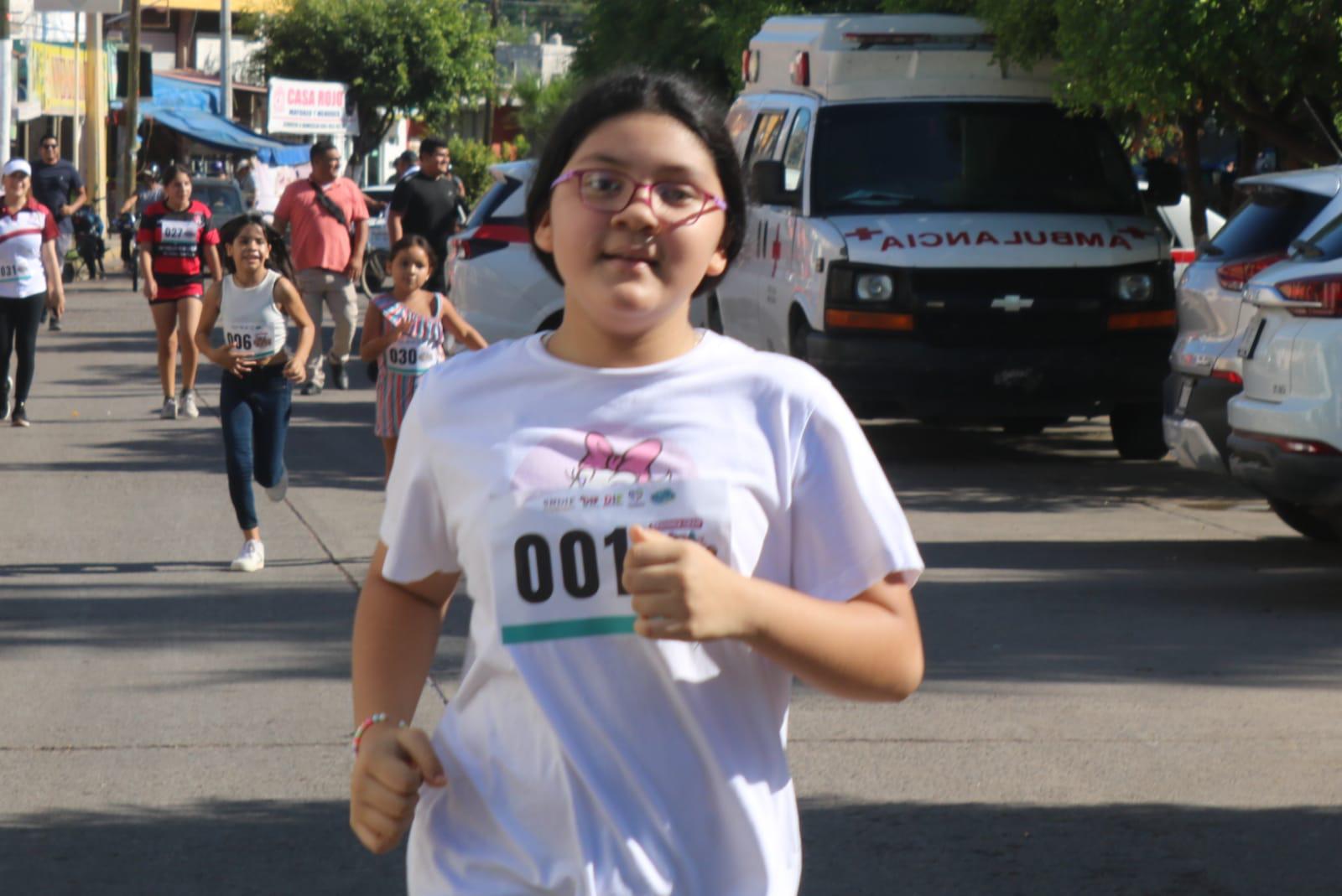 $!Escuinapenses participan en la segunda Gran Carrera por los Derechos de Niñas, Niños y Adolescentes