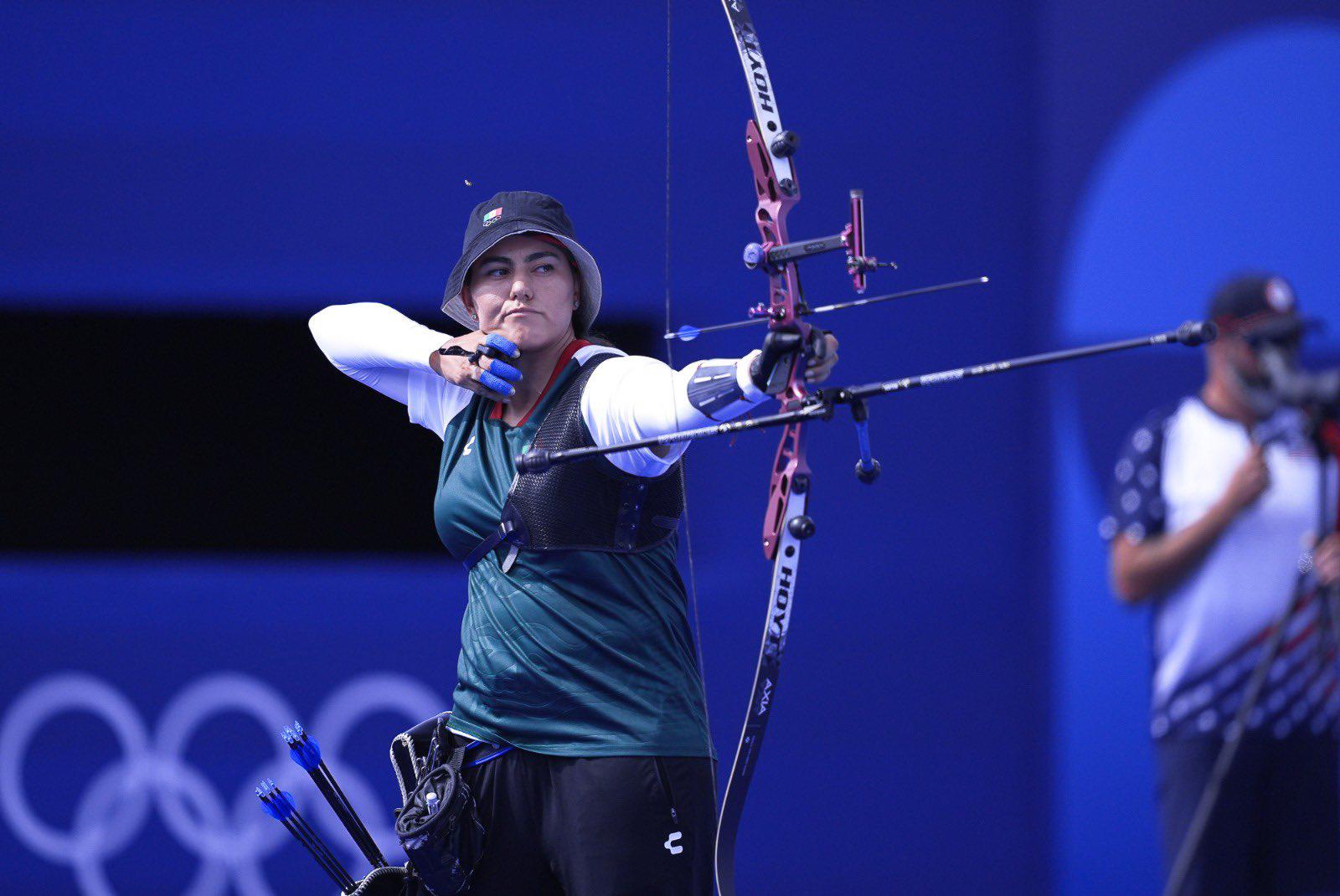 $!Alejandra Valencia y Matías Grande sacan la casta y avanzan a octavos de final en tiro con arco en París 2024