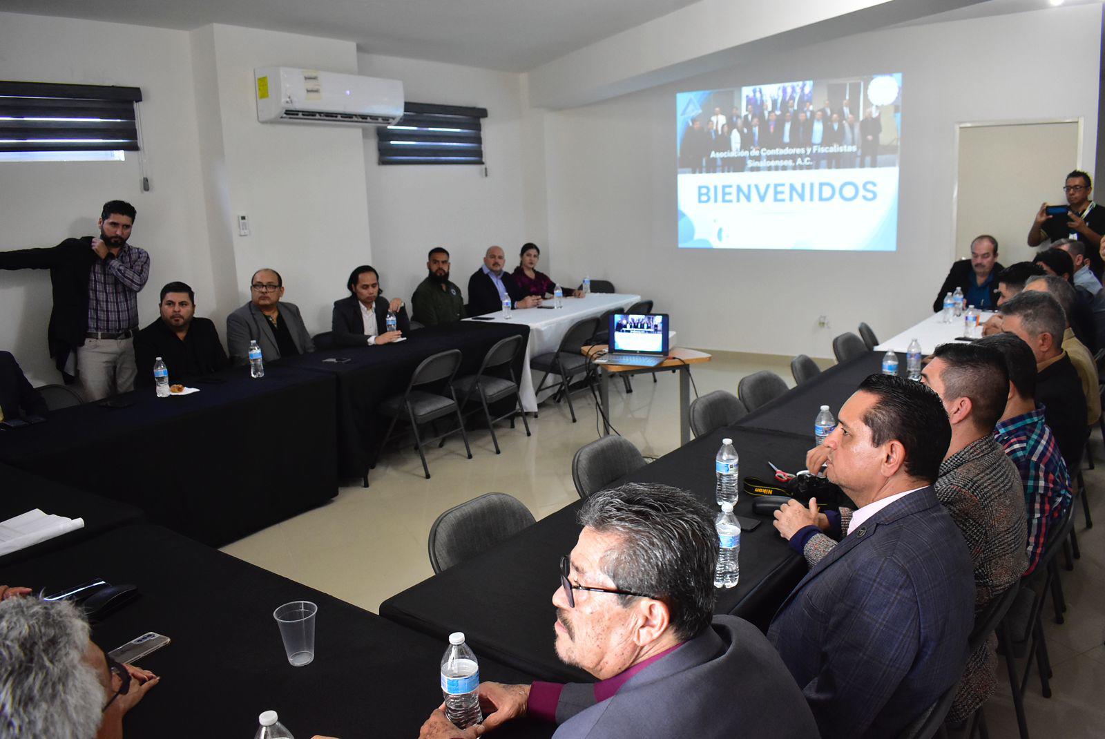 $!Inauguran primera oficina en Culiacán de la Asociación de Contadores y Fiscalistas Sinaloenses