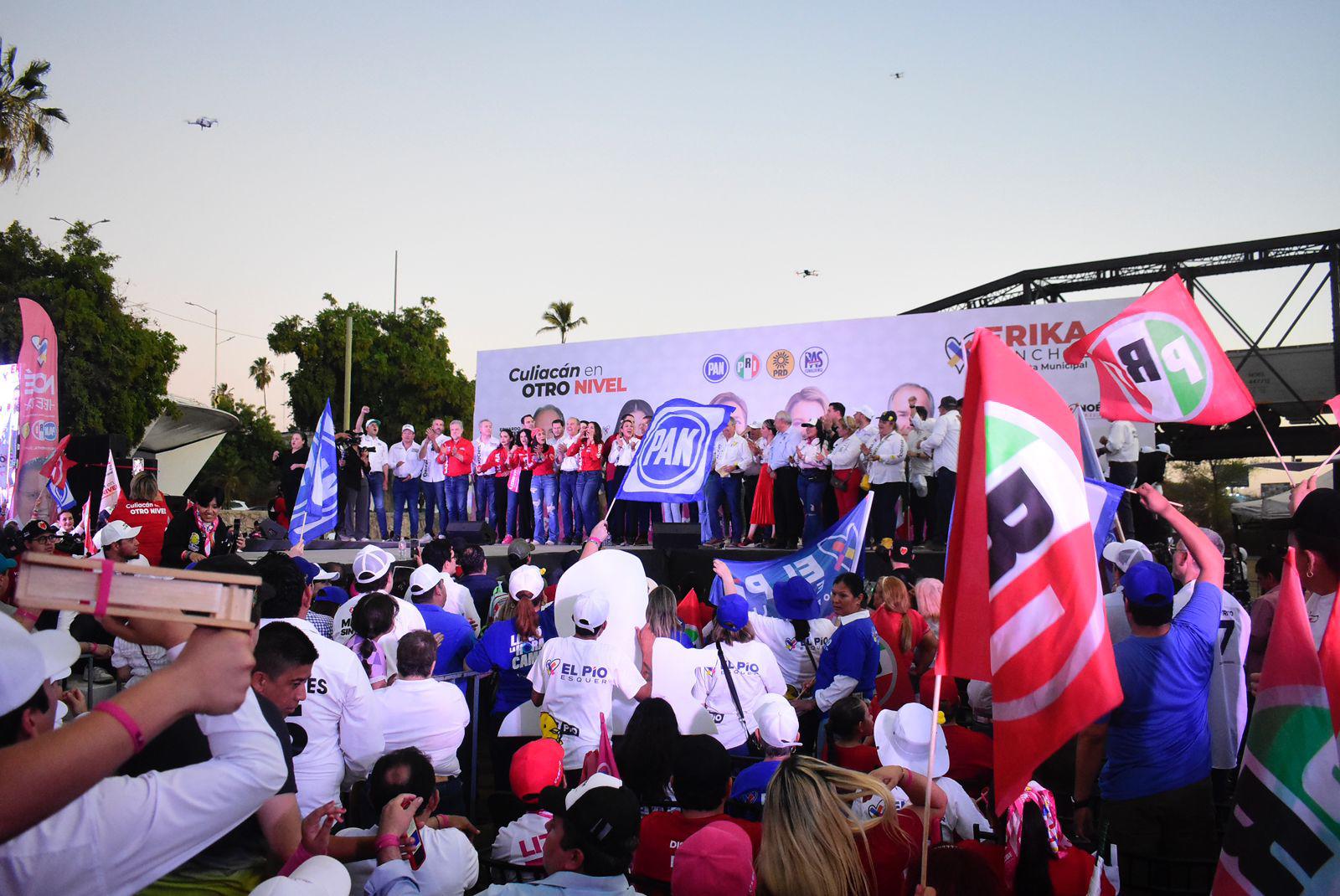 $!Fuerza y Corazón baja telón de las campañas en Sinaloa