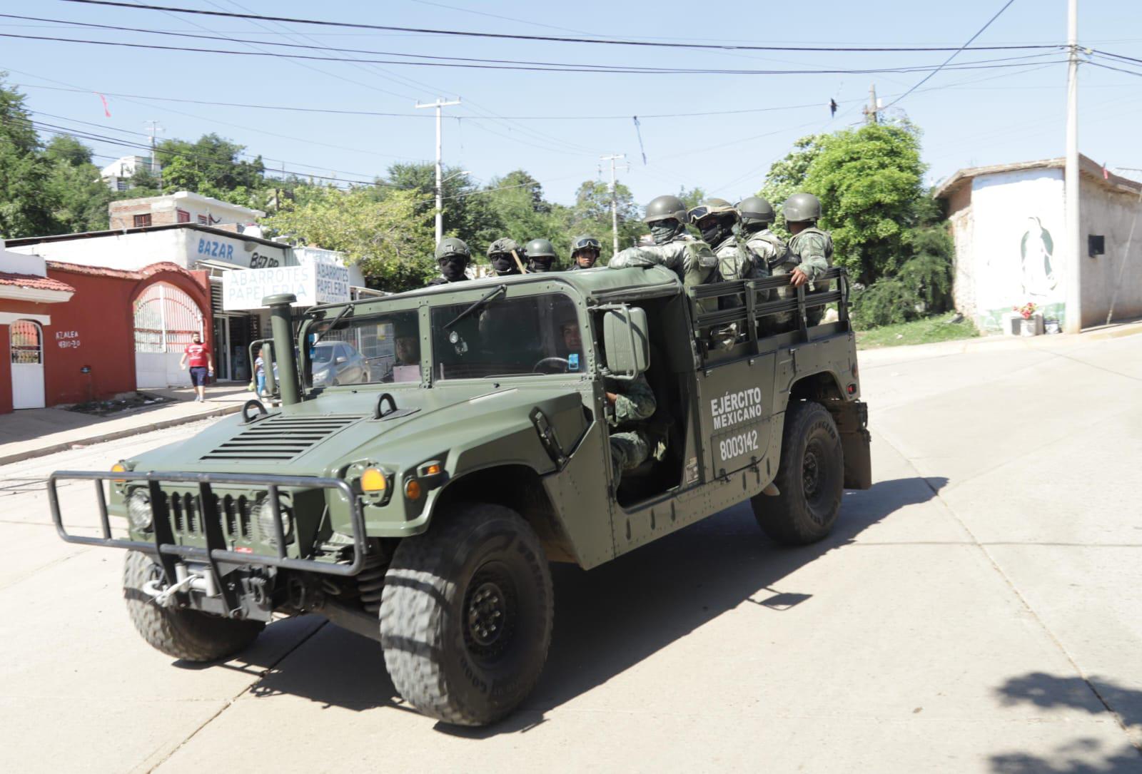 $!En Mazatlán, grupo armado priva de la libertad a joven conductor de transporte por plataforma