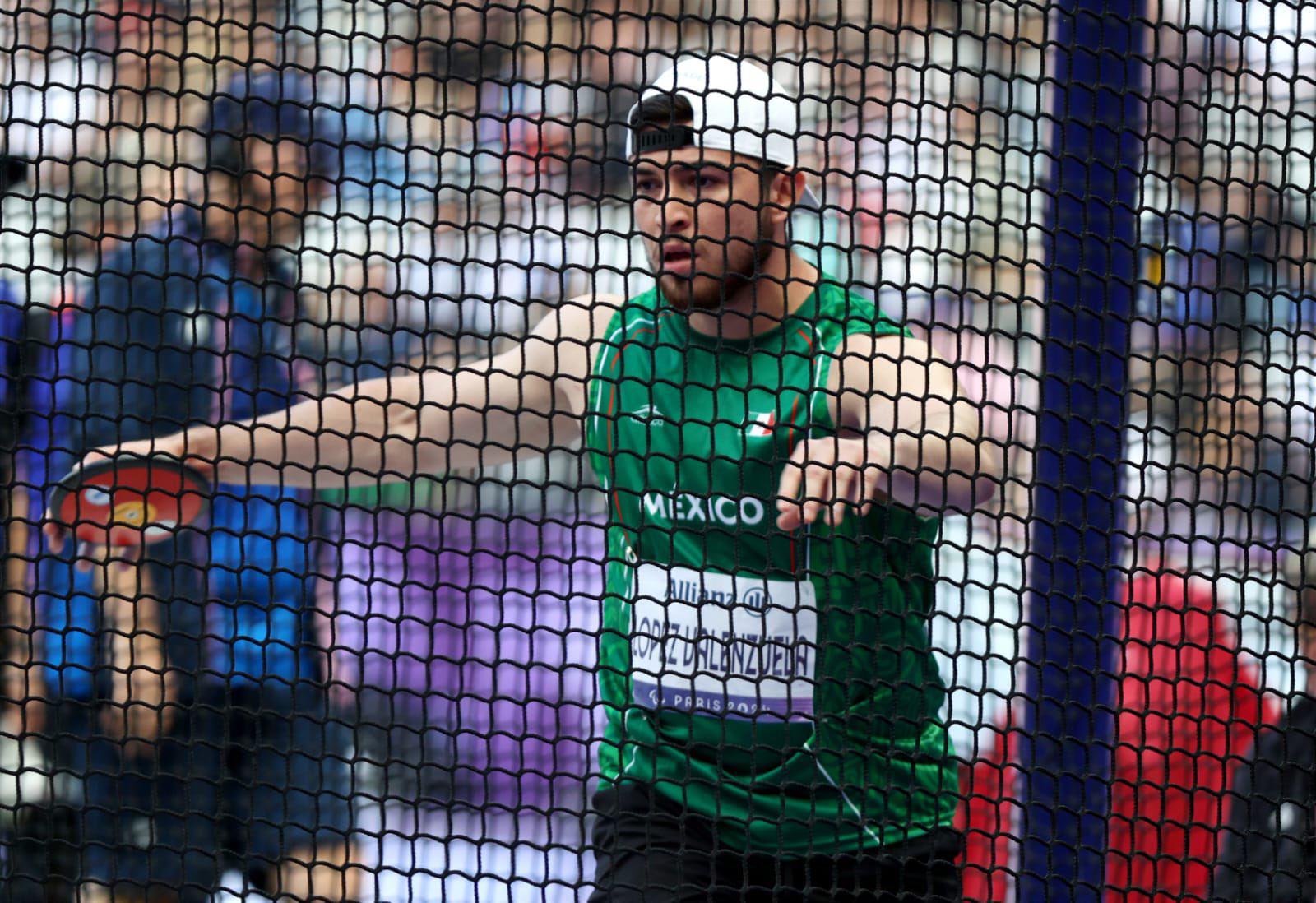 $!Sinaloense Luis Carlos López supera su marca personal en lanzamiento de disco, en París 2024