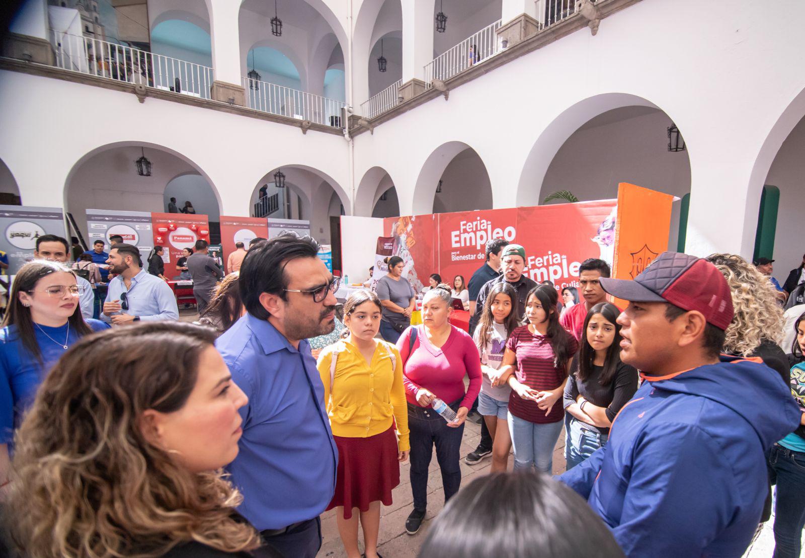 $!Realiza Ayuntamiento de Culiacán Feria del Empleo con más de mil 500 vacantes