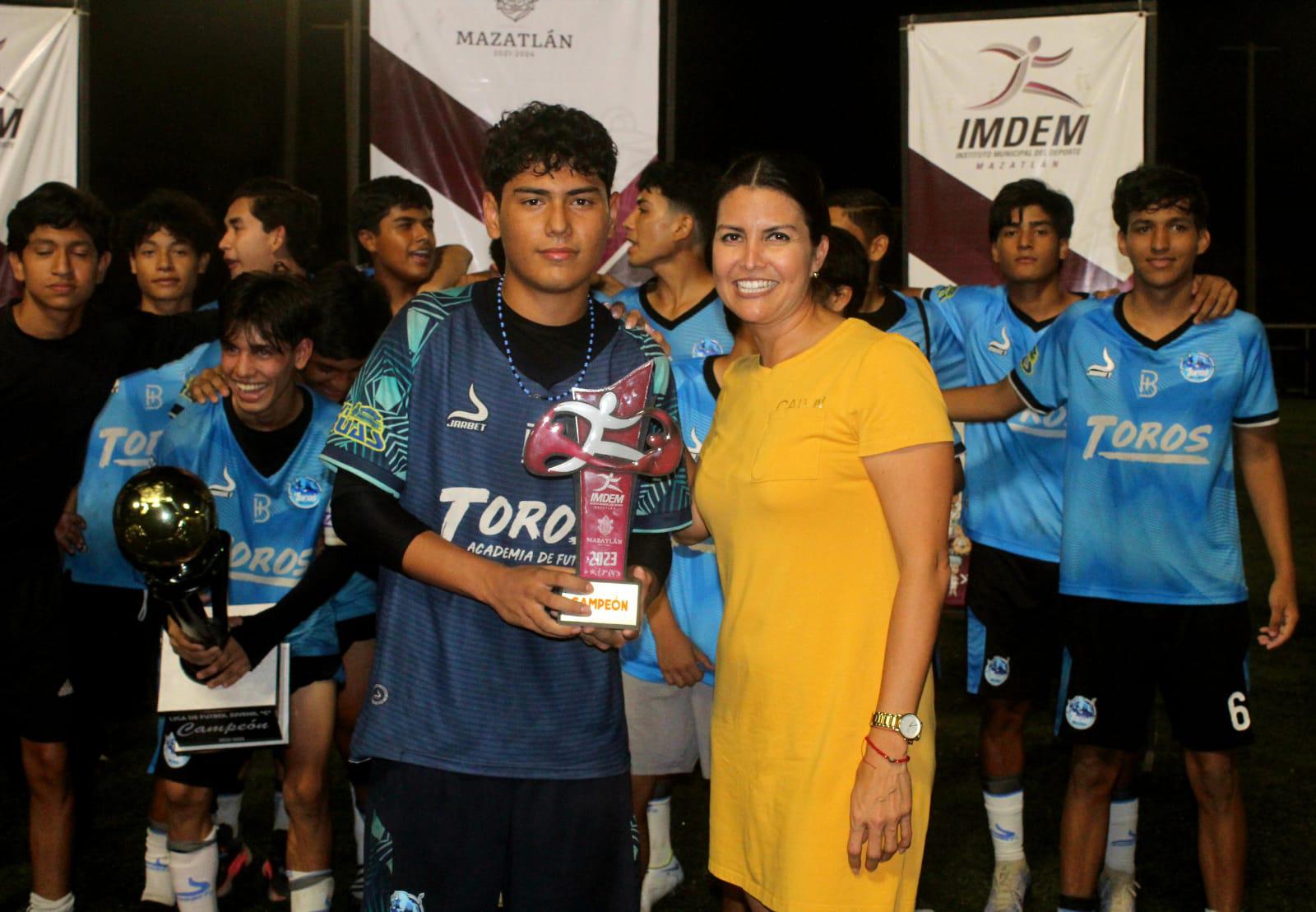 $!Toros se proclama bicampeón del Torneo de Futbol Juvenil ‘C’ Municipal