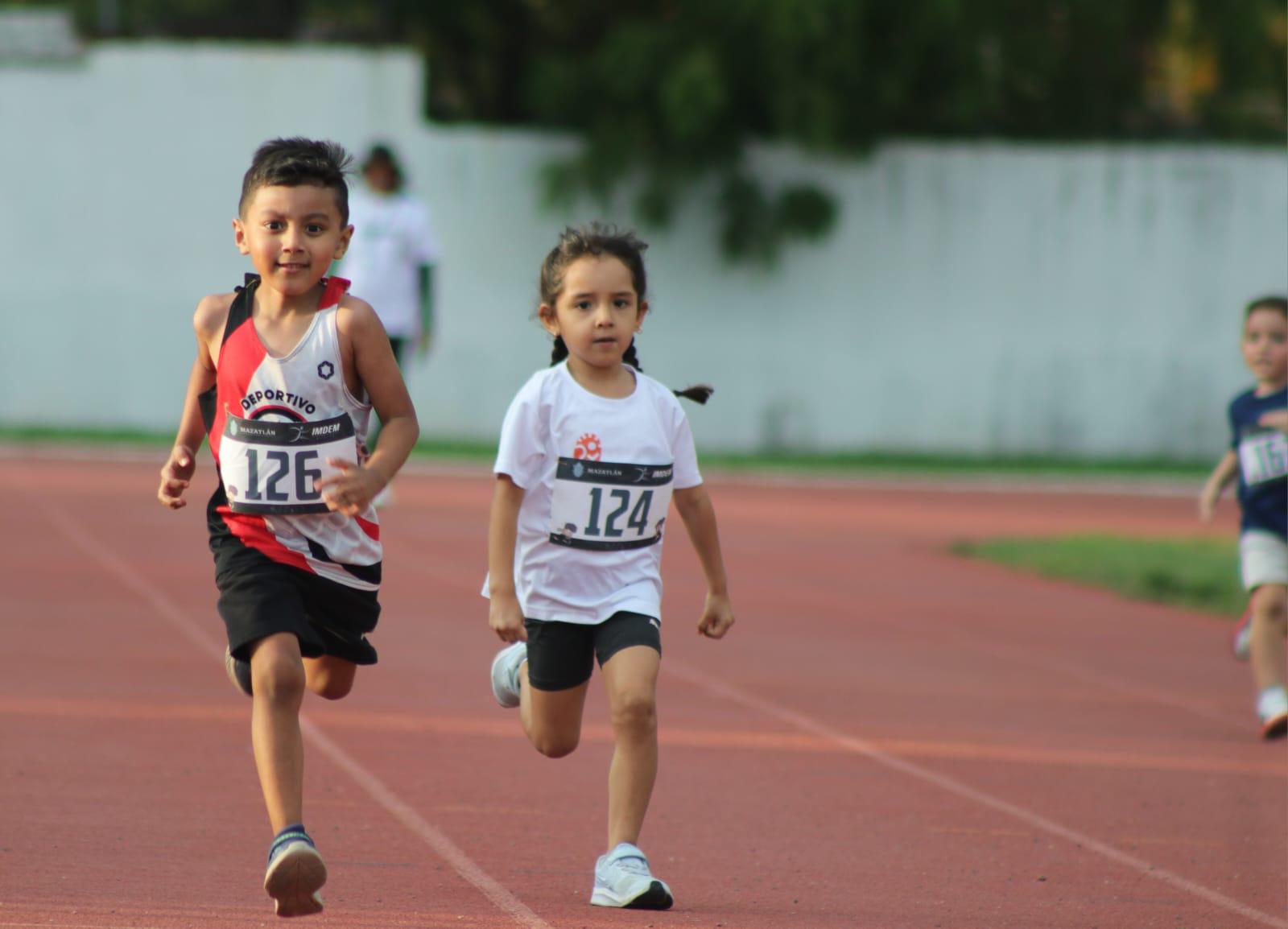 $!Se enfrentan los mejores en segunda fecha de Serial de Atletismo Imdem