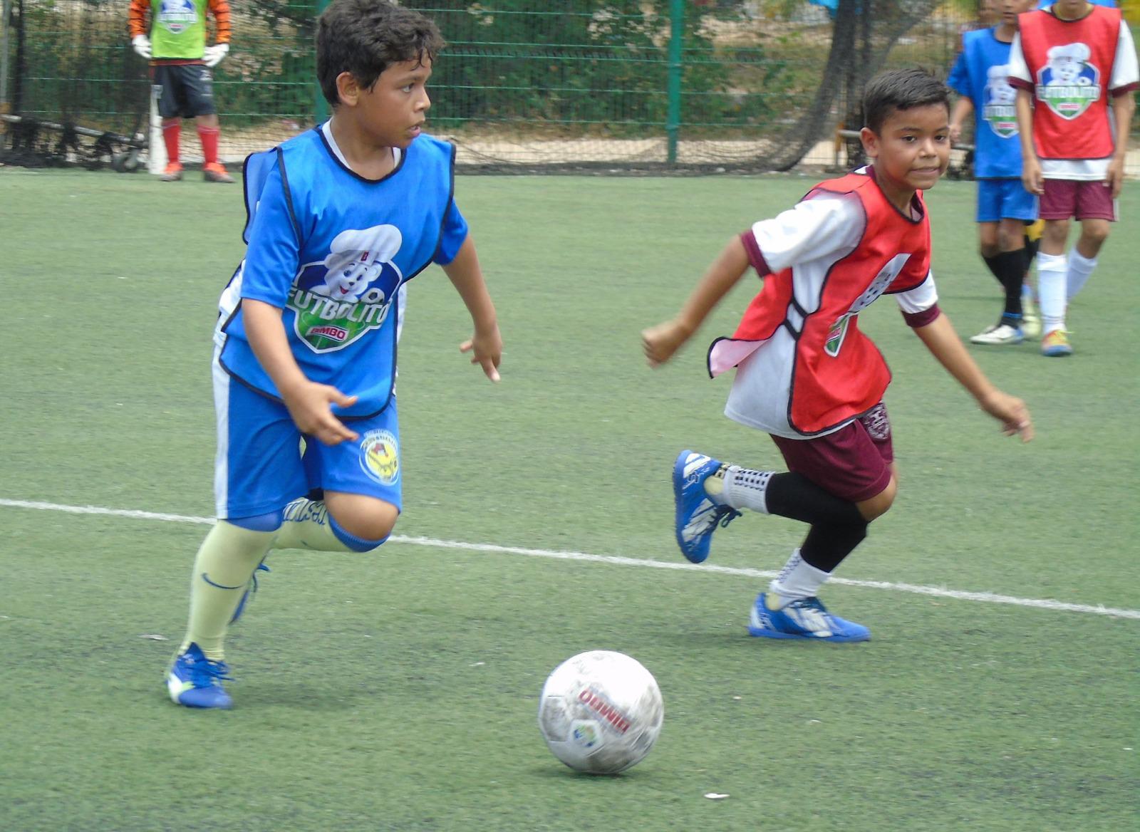 $!Emocionantes duelos de liguilla en el Futbolito Bimbo Mazatlán