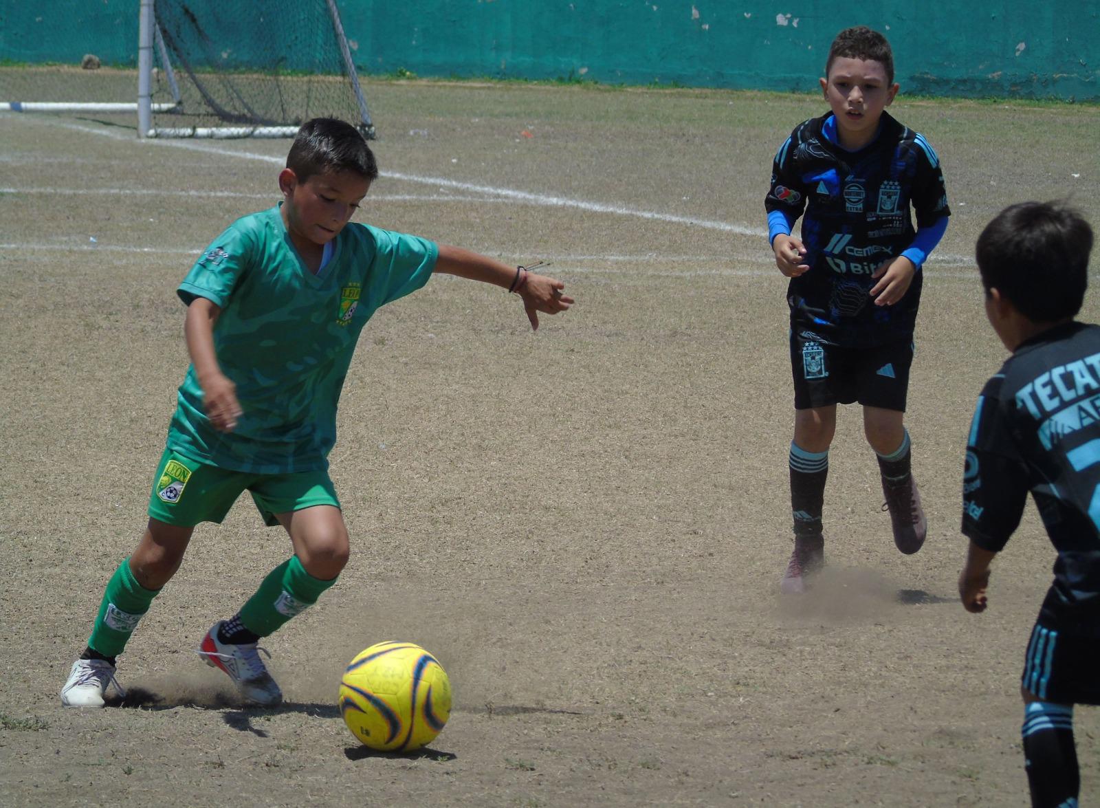 $!Dragones conquista segundo triunfo en Copa Mazatlán