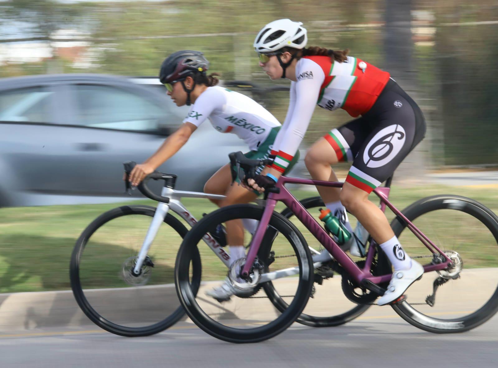 $!Pedalistas mazatlecos se adueñan de Copa Ciclotour