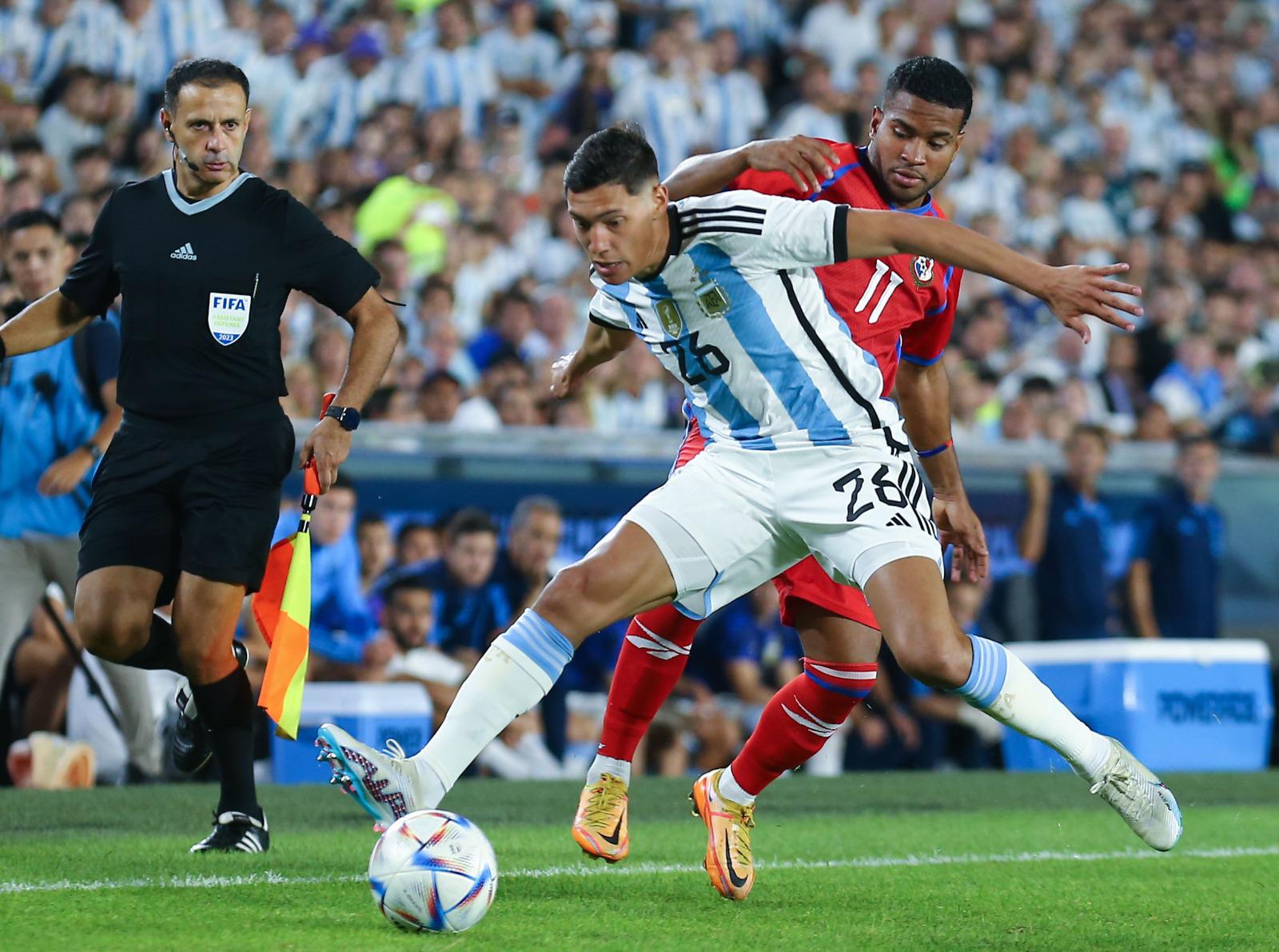 $!Argentina le gana a Panamá en el festejo ante su gente