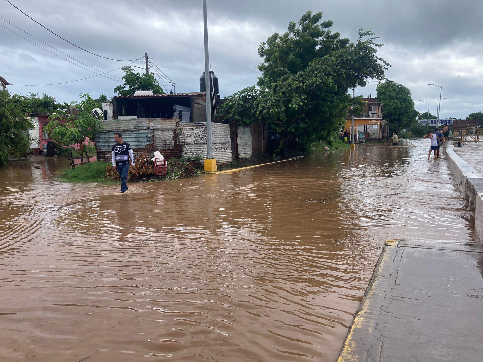 $!Hay 211 colonias en Mazatlán en riesgo por inundaciones esta temporada de lluvias: Conselva