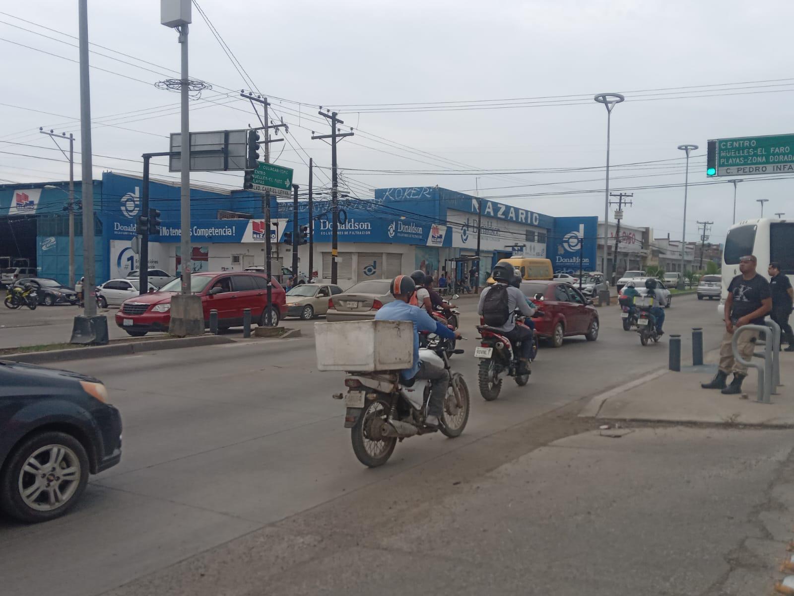 $!Concientizan a motociclistas con la campaña ‘Ponte las pilas, ponte el casco’