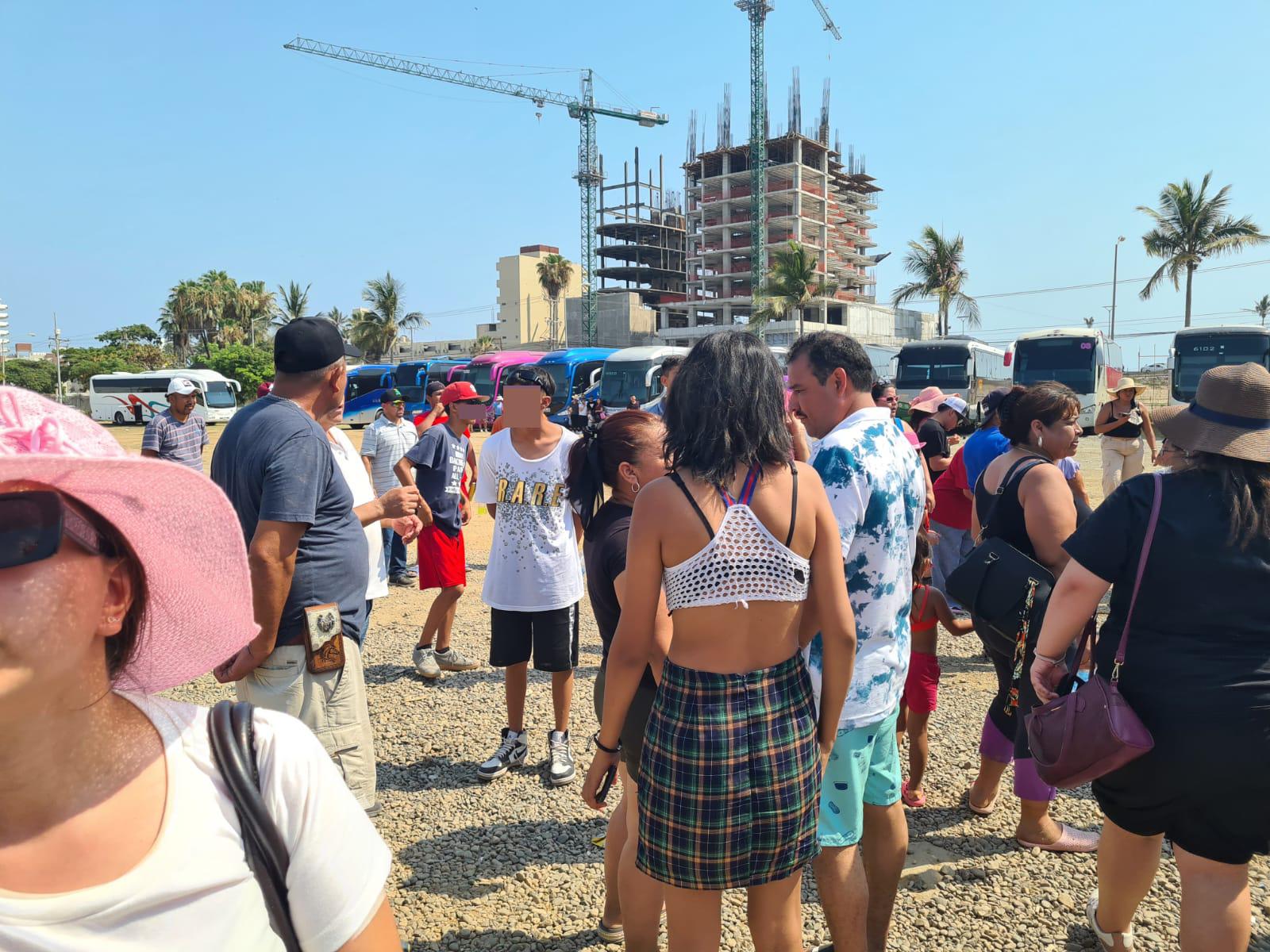 $!Turistas son estafados: llegan a Mazatlán y el hotel que pagaron no existe